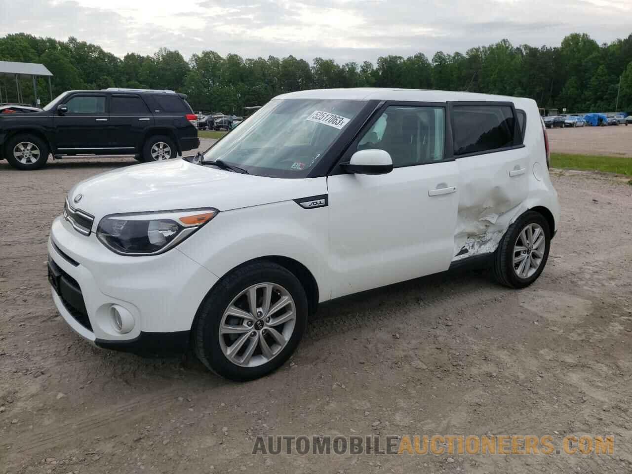 KNDJP3A56J7901085 KIA SOUL 2018