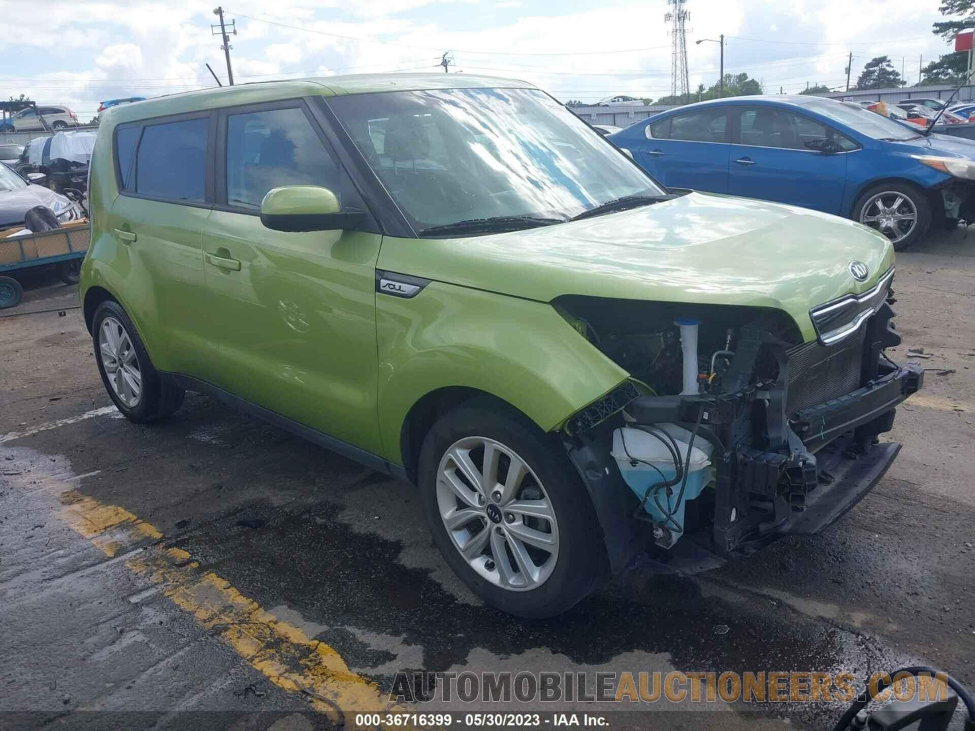 KNDJP3A56J7903435 KIA SOUL 2018