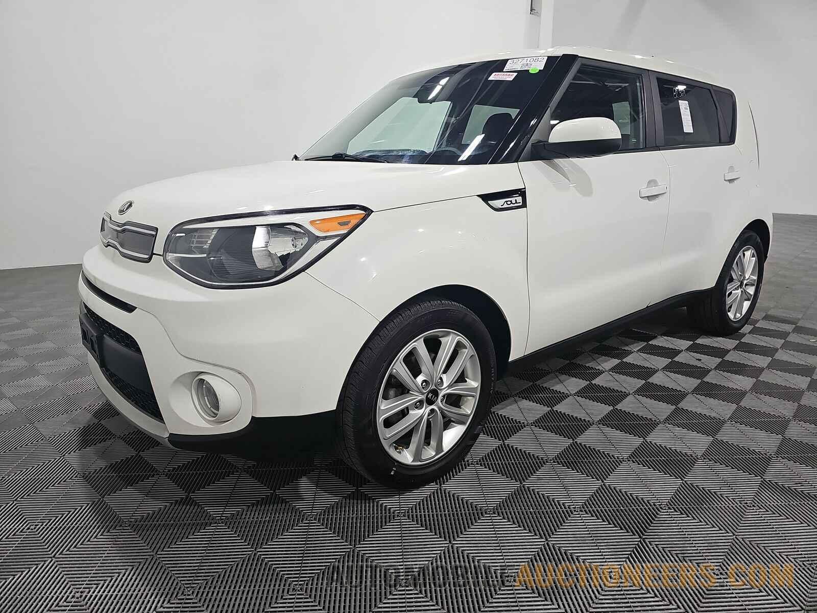 KNDJP3A57K7697561 Kia Soul 2019