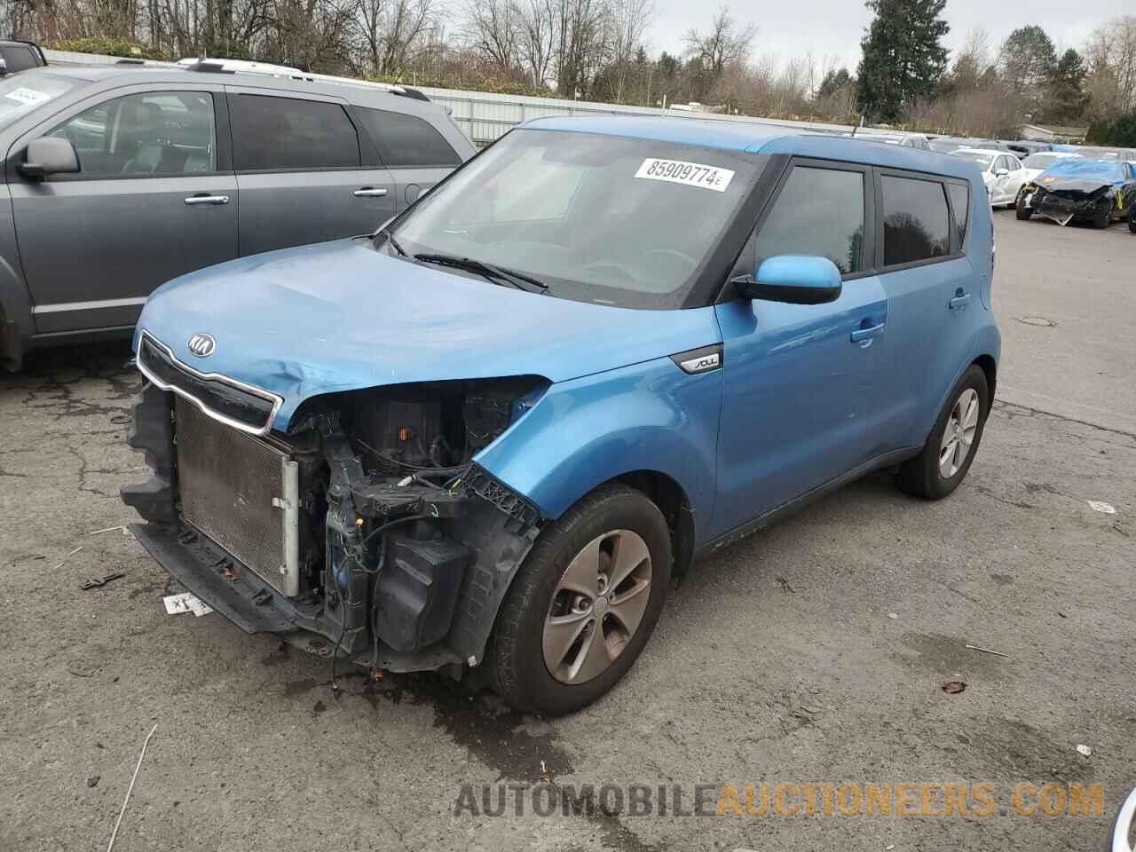 KNDJP3A58F7156413 KIA SOUL 2015