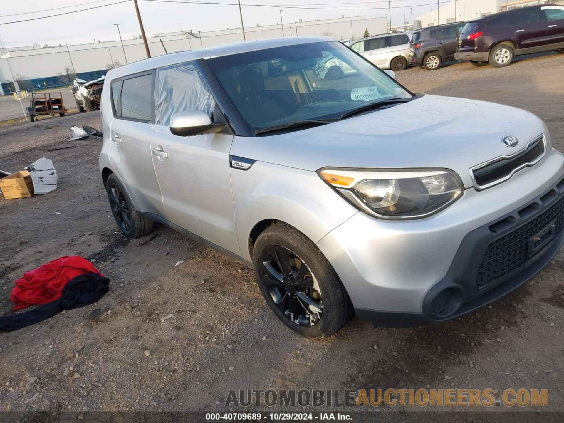 KNDJP3A58F7775061 KIA SOUL 2015