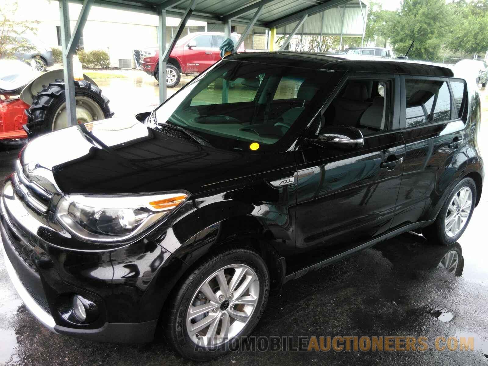 KNDJP3A58H7444452 Kia Soul 2017