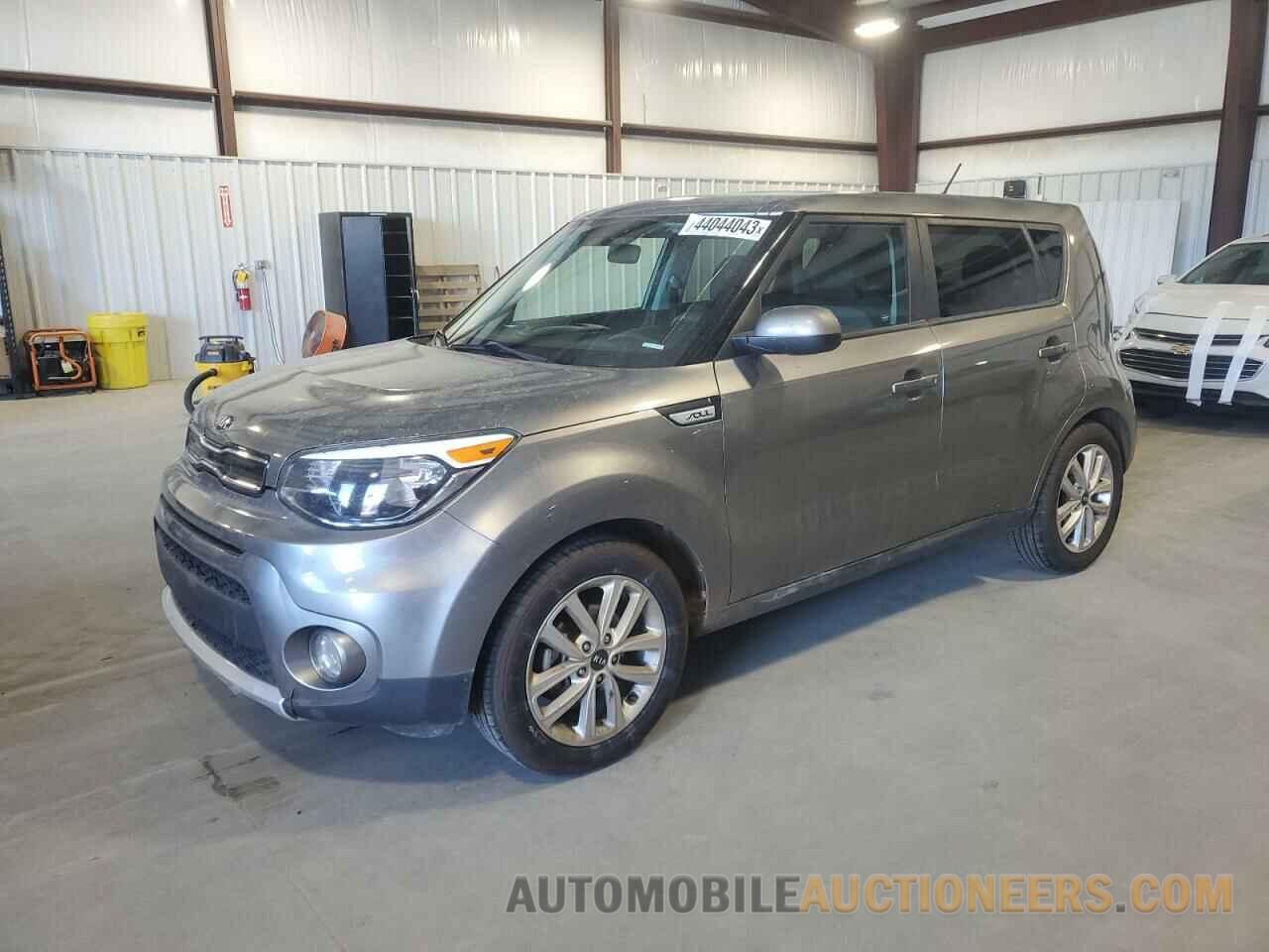 KNDJP3A58J7517258 KIA SOUL 2018