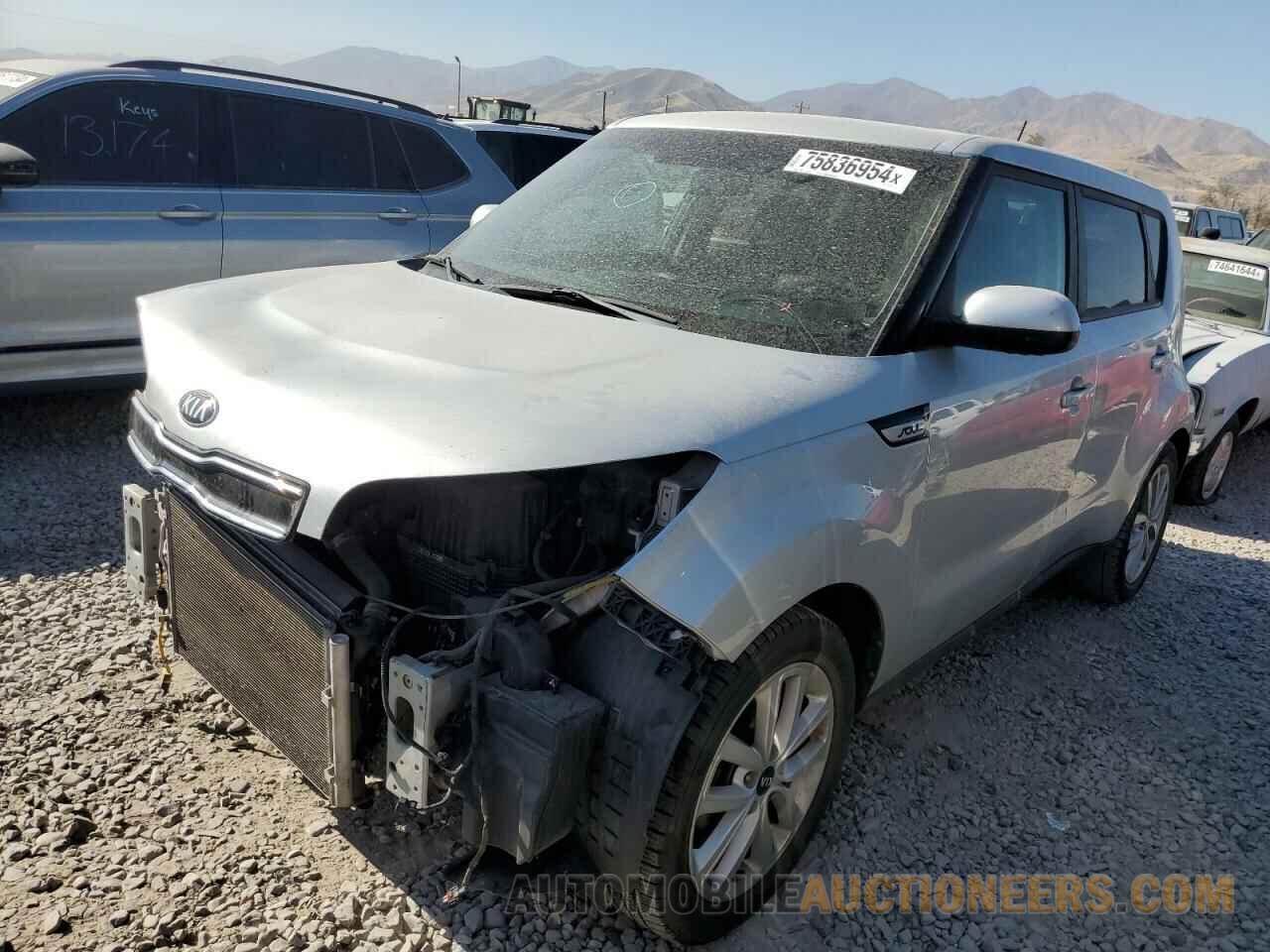 KNDJP3A58J7526350 KIA SOUL 2018