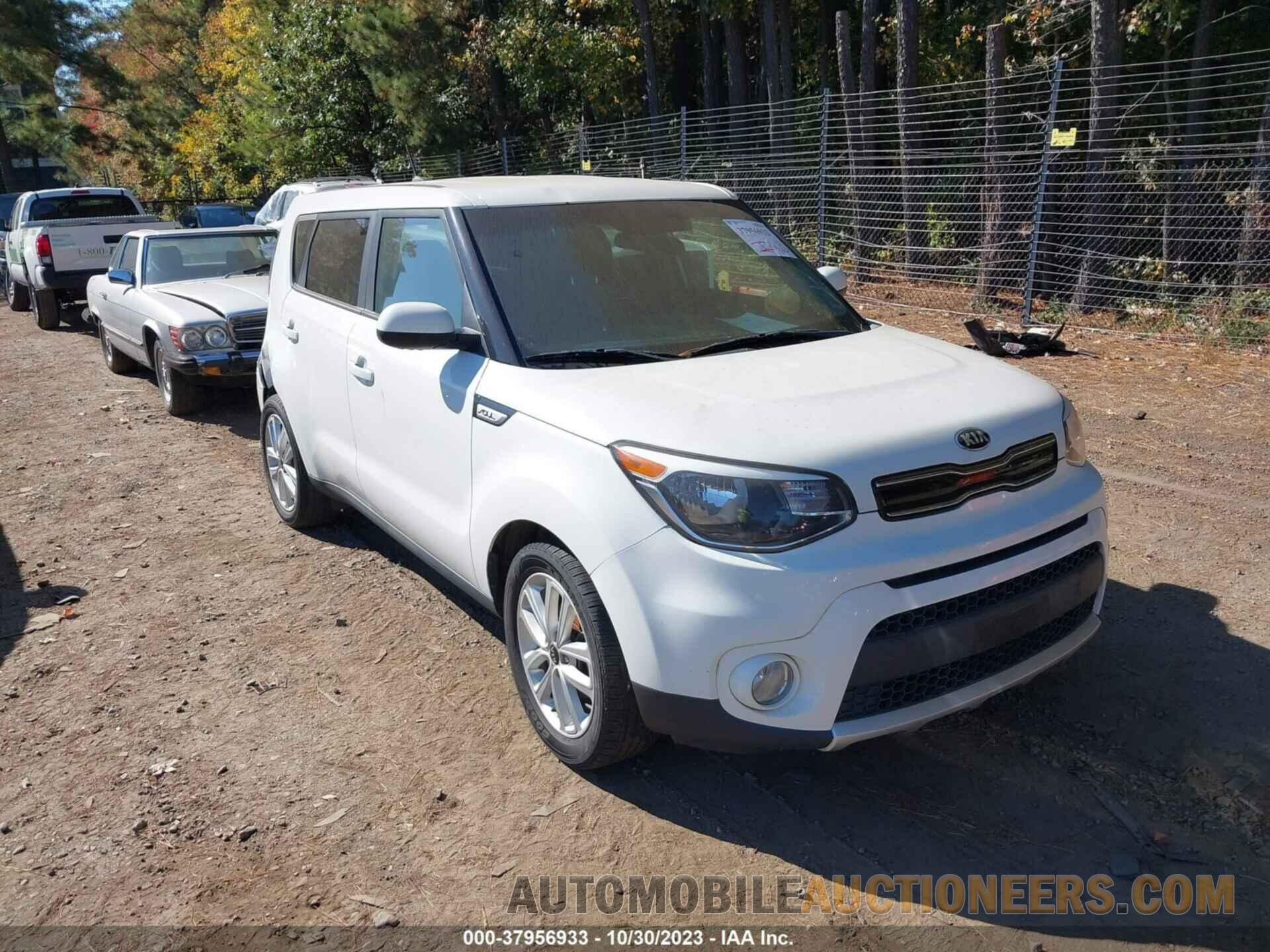 KNDJP3A58J7601192 KIA SOUL 2018