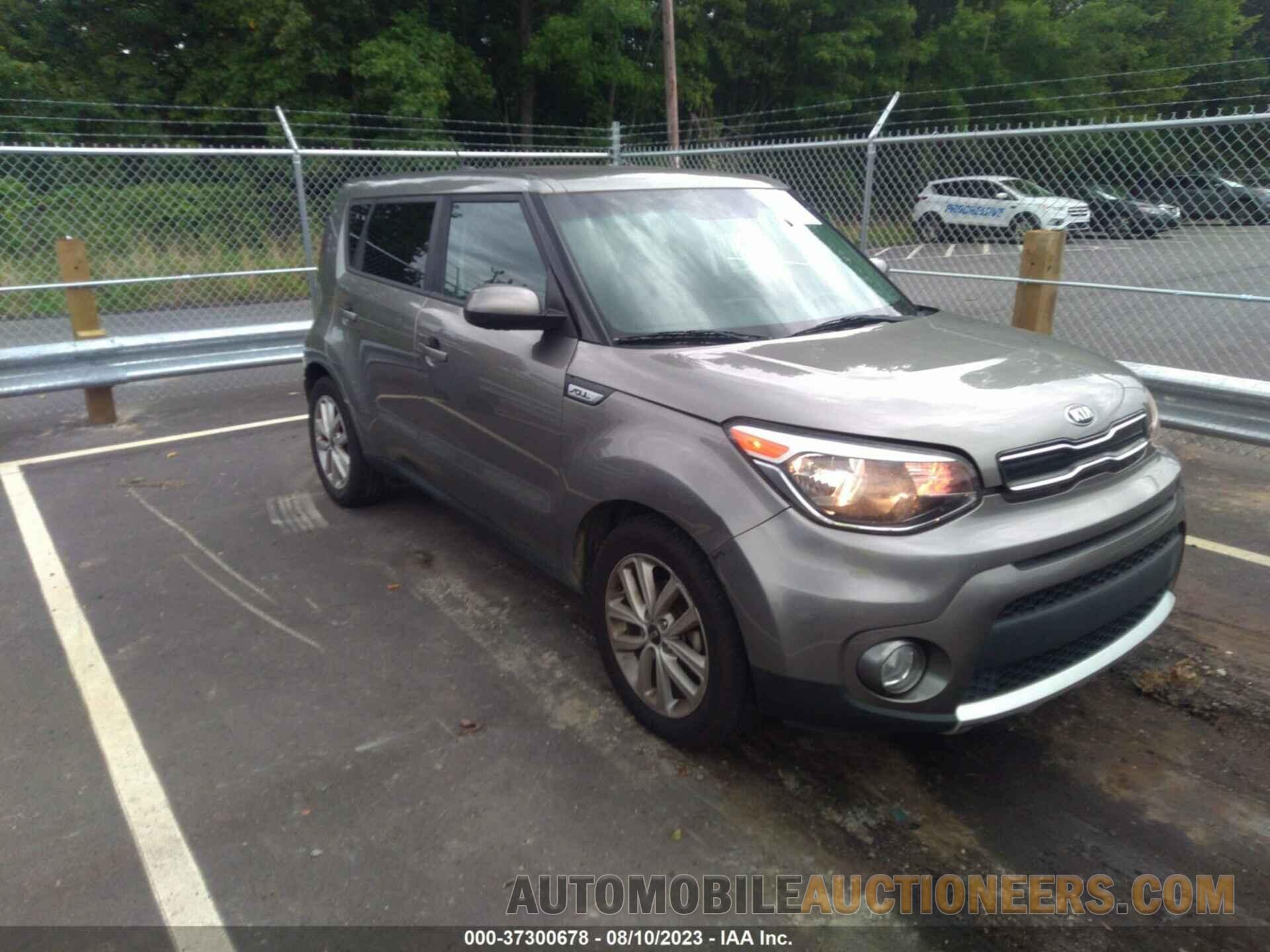 KNDJP3A58J7601984 KIA SOUL 2018