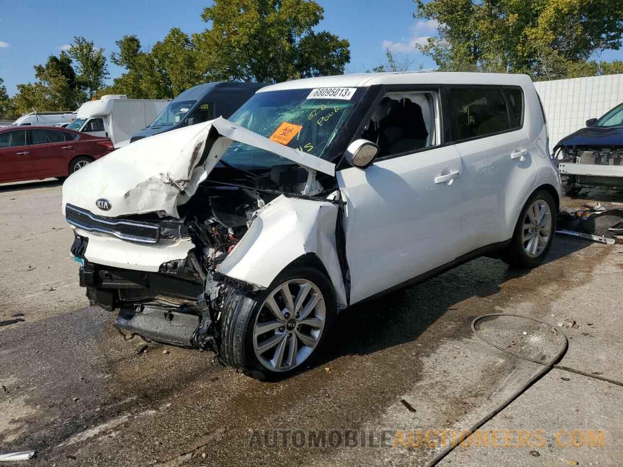 KNDJP3A58J7889859 KIA SOUL 2018