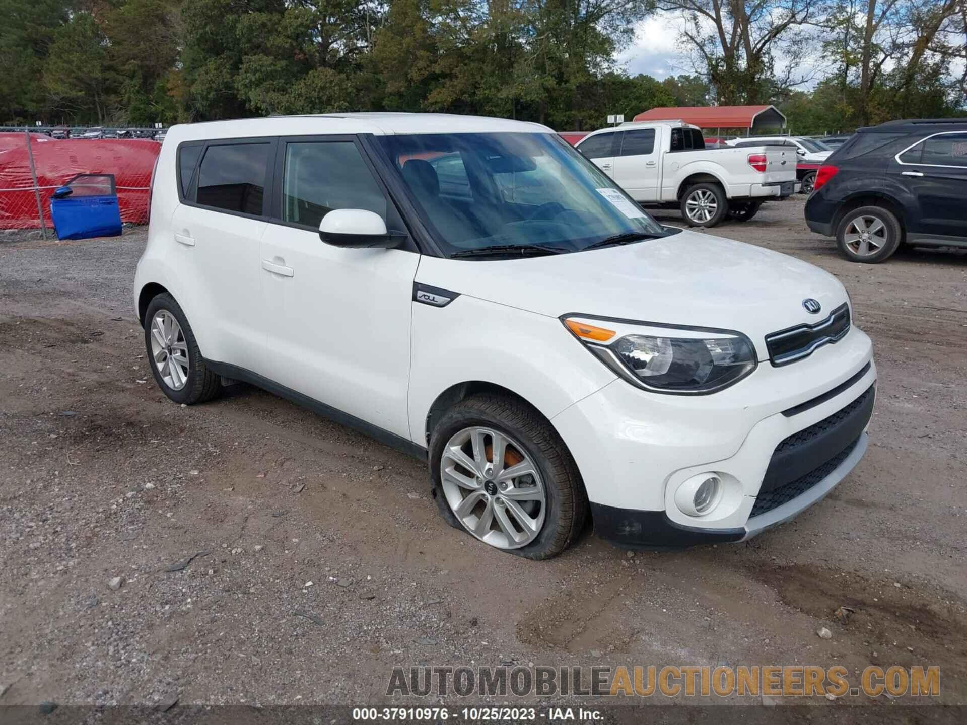 KNDJP3A58K7016078 KIA SOUL 2019