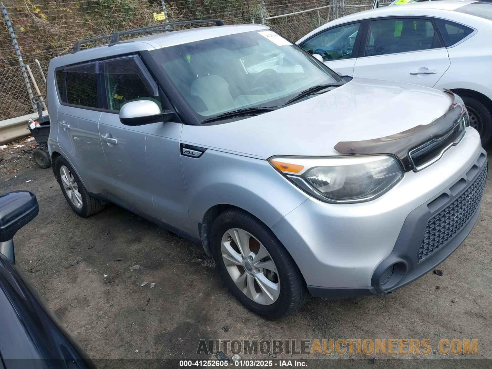 KNDJP3A59F7784383 KIA SOUL 2015