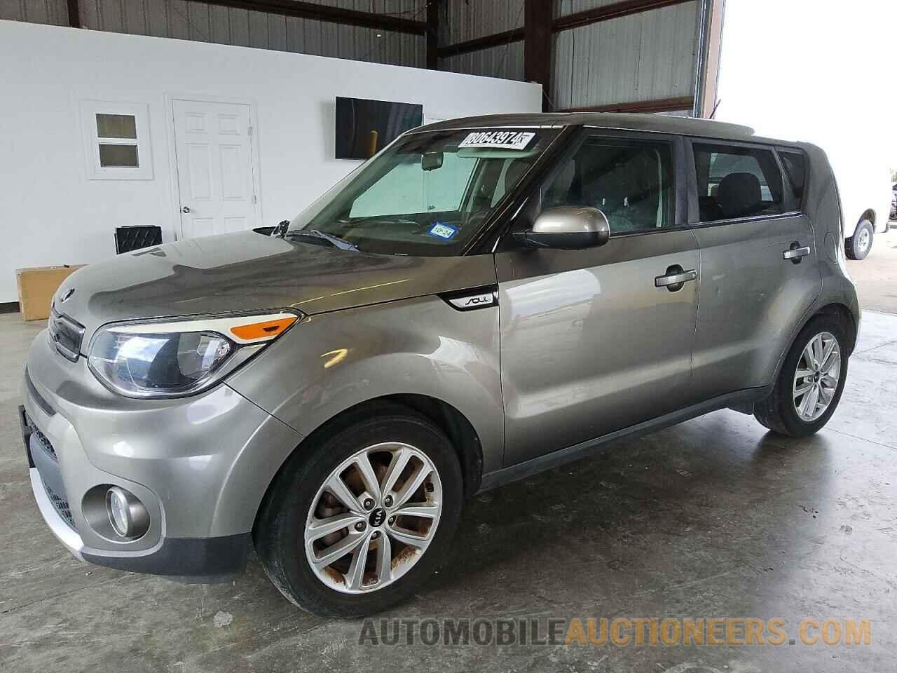 KNDJP3A59J7518368 KIA SOUL 2018