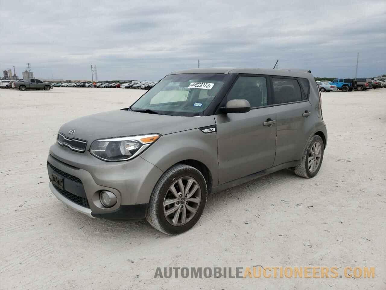 KNDJP3A59J7528639 KIA SOUL 2018