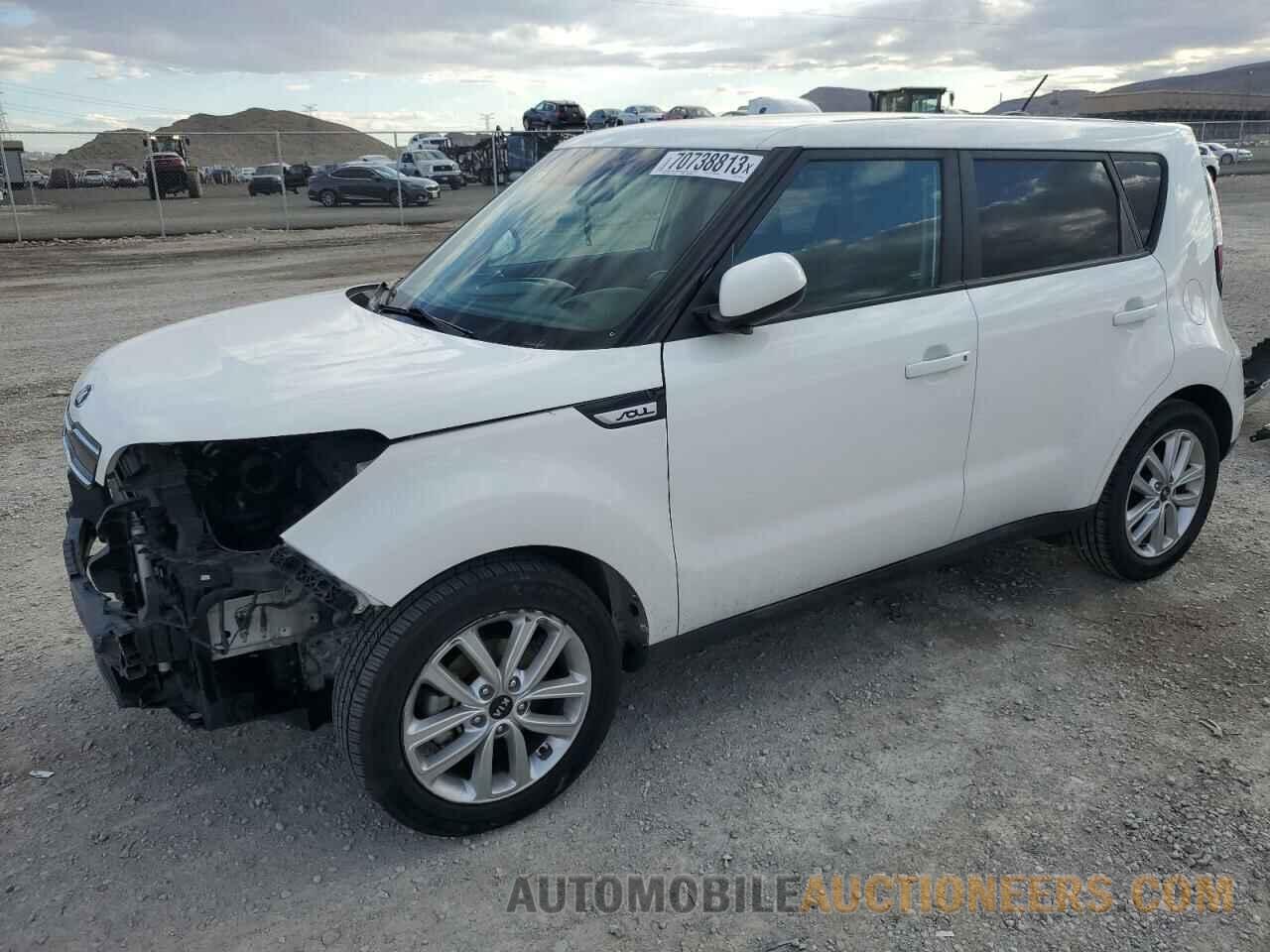 KNDJP3A59J7533890 KIA SOUL 2018