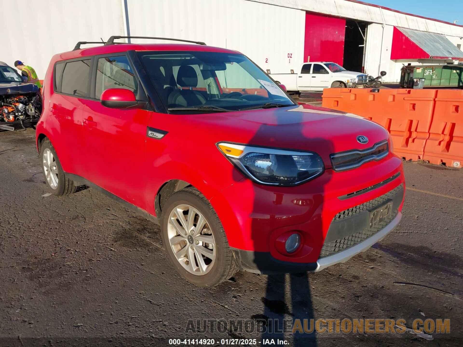 KNDJP3A59J7557607 KIA SOUL 2018