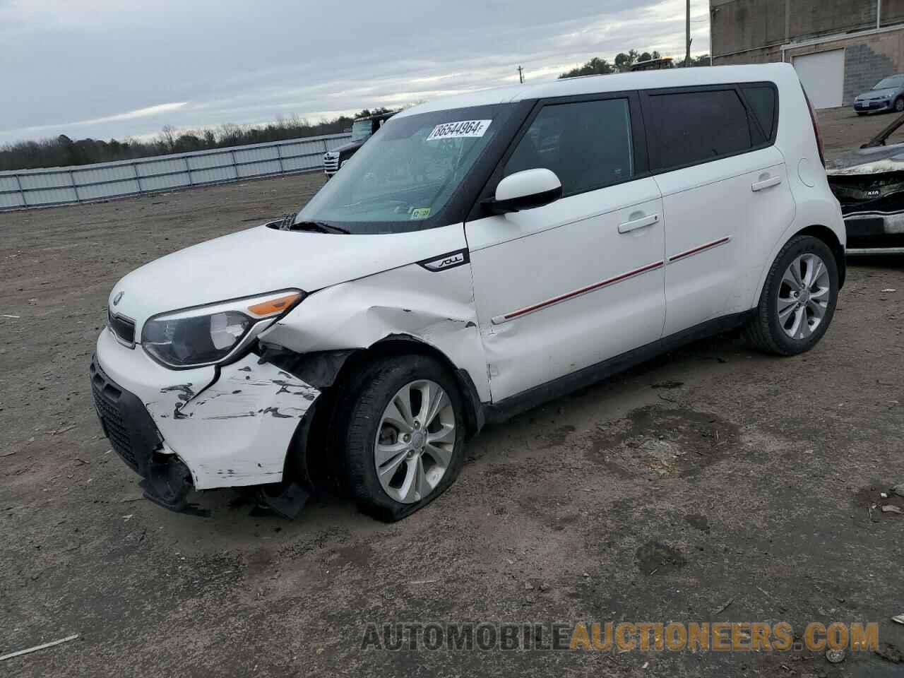 KNDJP3A5XF7131464 KIA SOUL 2015