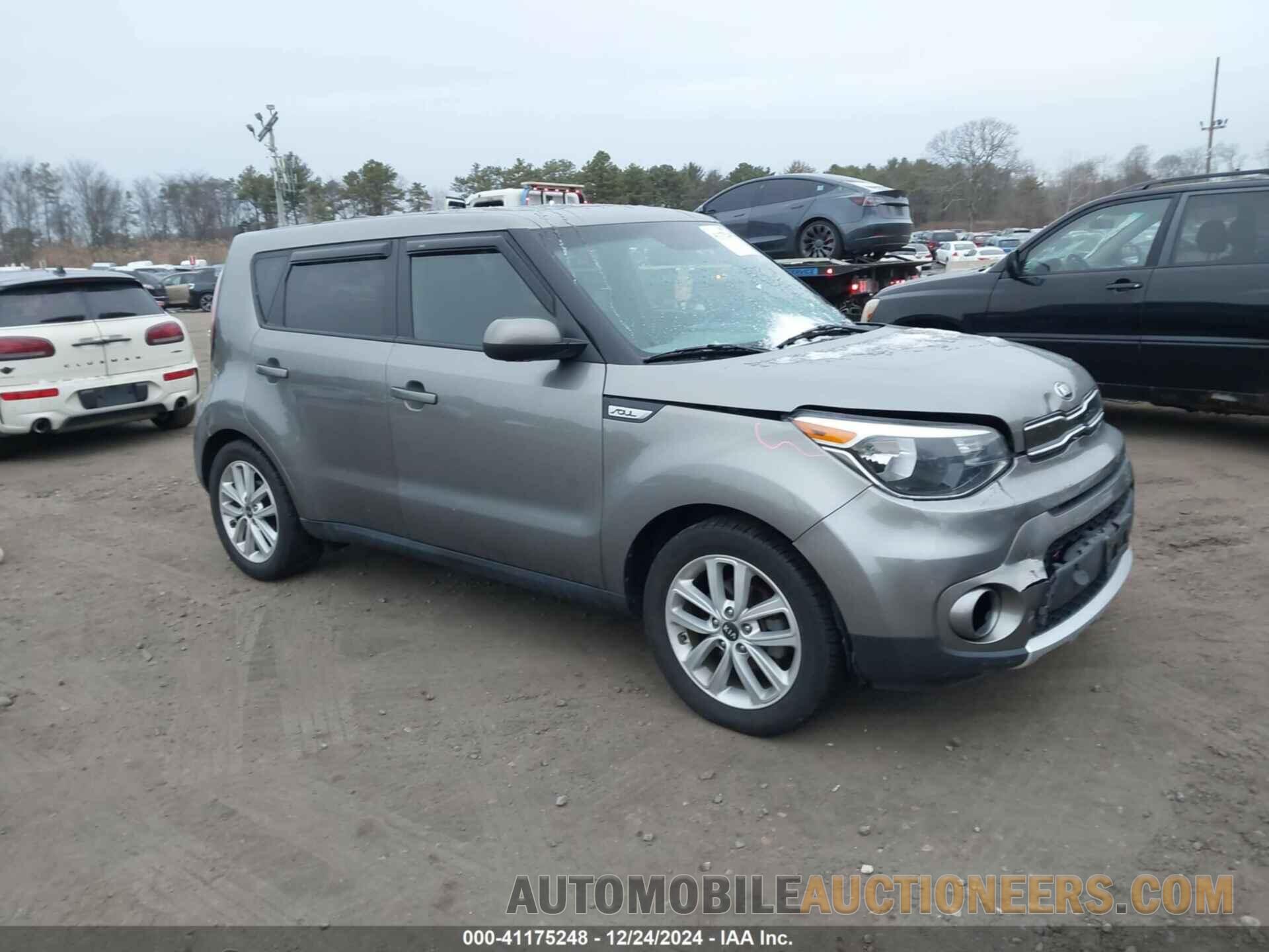 KNDJP3A5XH7428401 KIA SOUL 2017