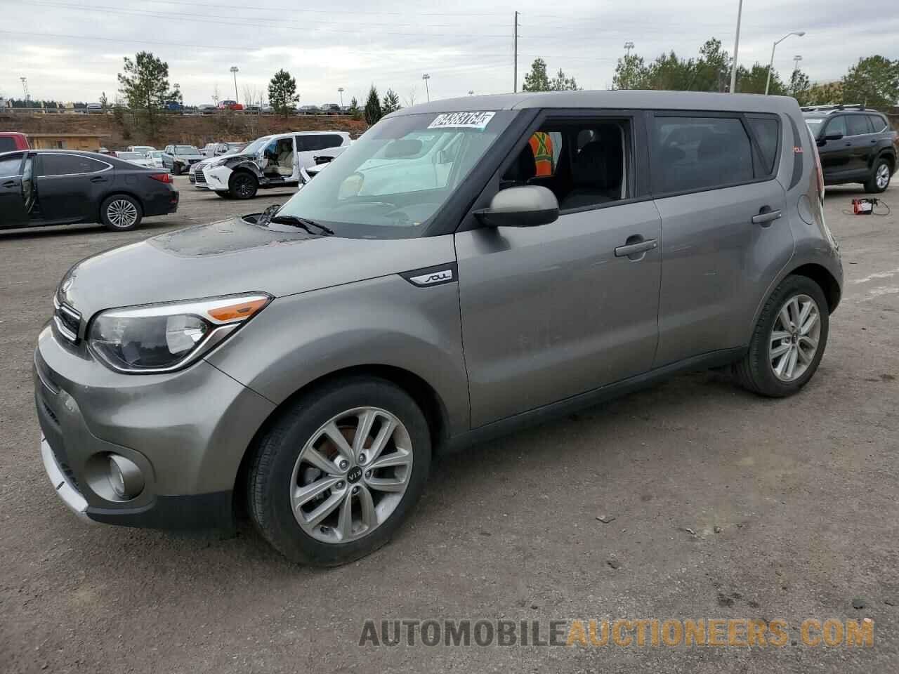 KNDJP3A5XH7433887 KIA SOUL 2017