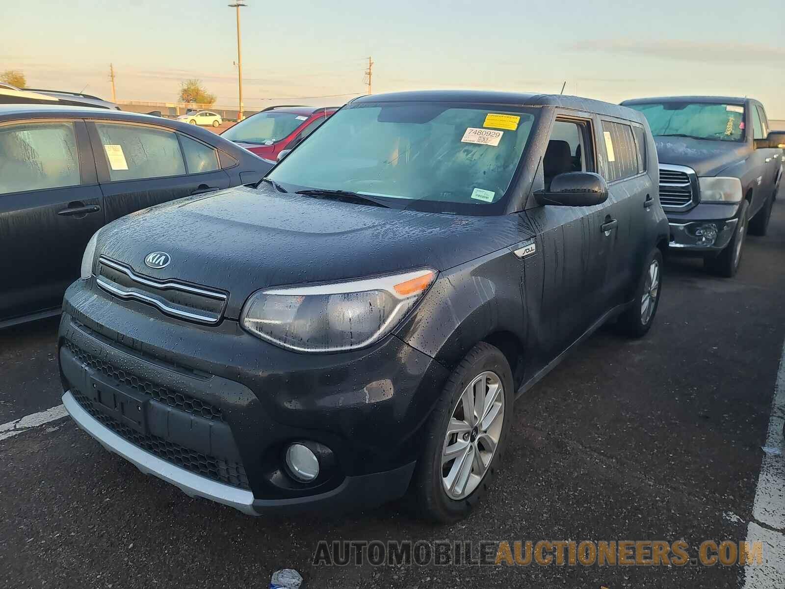 KNDJP3A5XH7465187 Kia Soul 2017