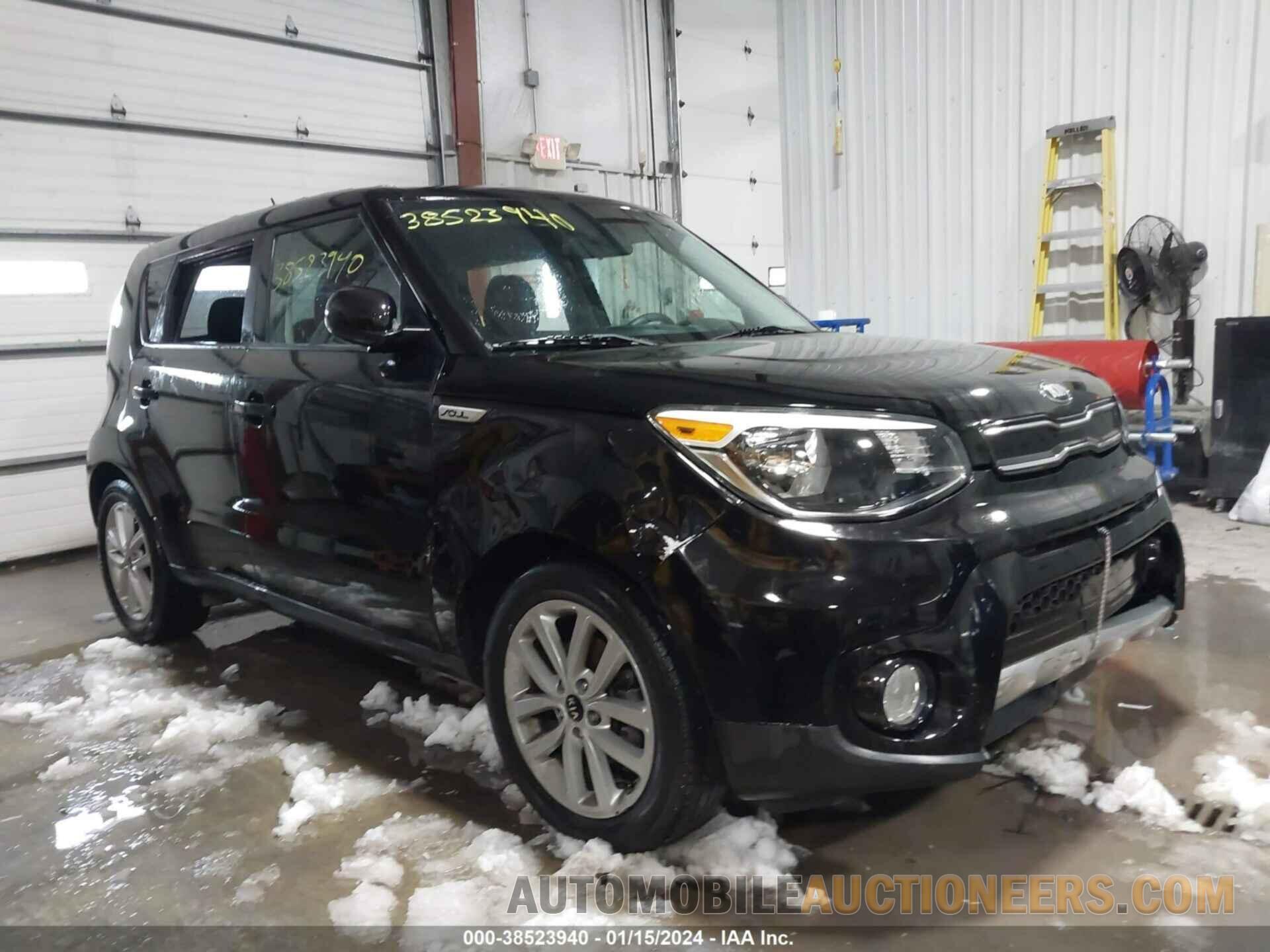 KNDJP3A5XJ7509422 KIA SOUL 2018