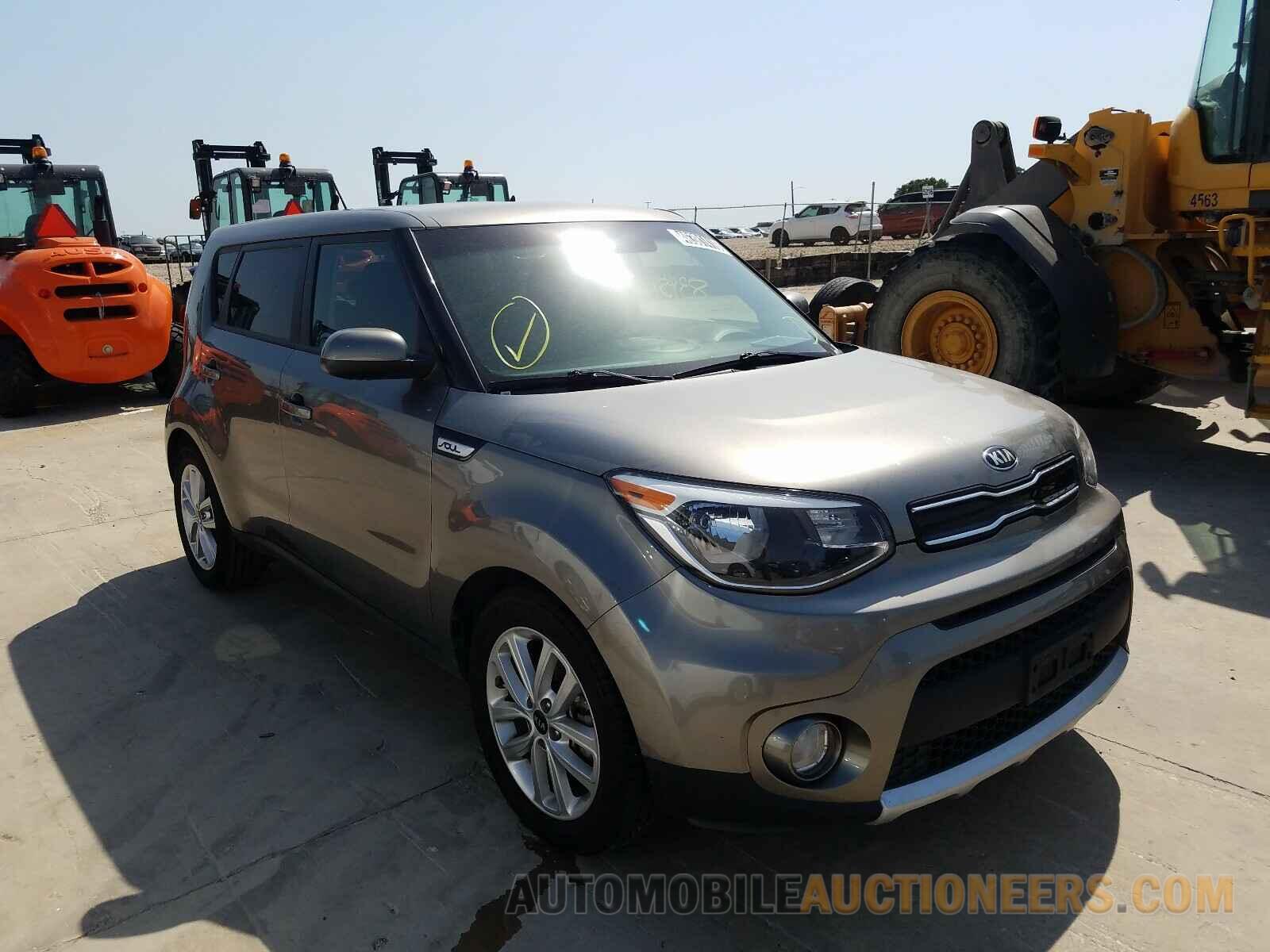 KNDJP3A5XJ7535387 KIA SOUL 2018