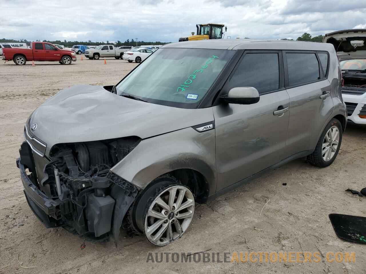 KNDJP3A5XJ7555137 KIA SOUL 2018