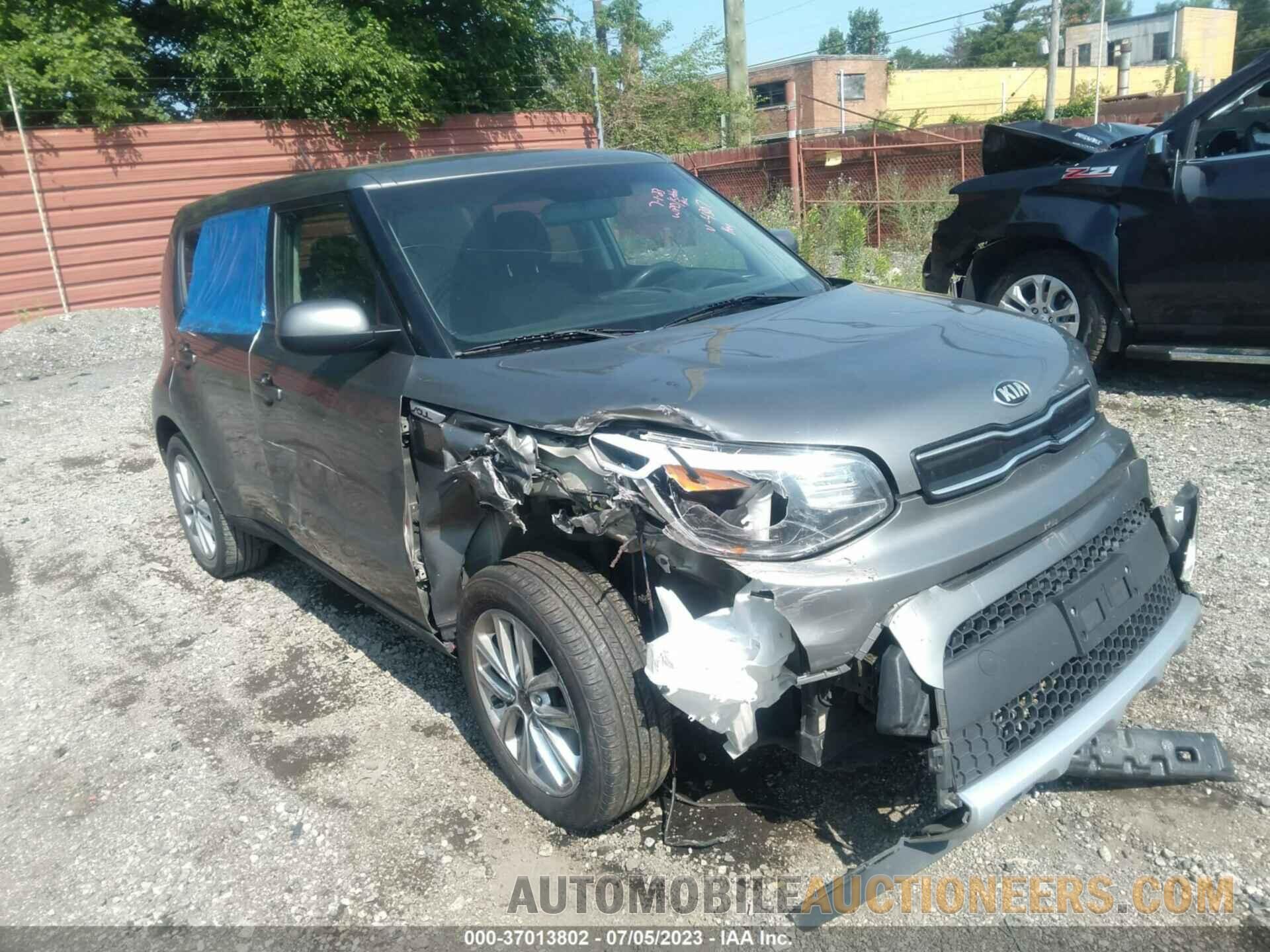 KNDJP3A5XJ7564307 KIA SOUL 2018