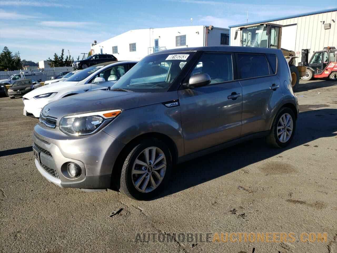 KNDJP3A5XJ7576120 KIA SOUL 2018