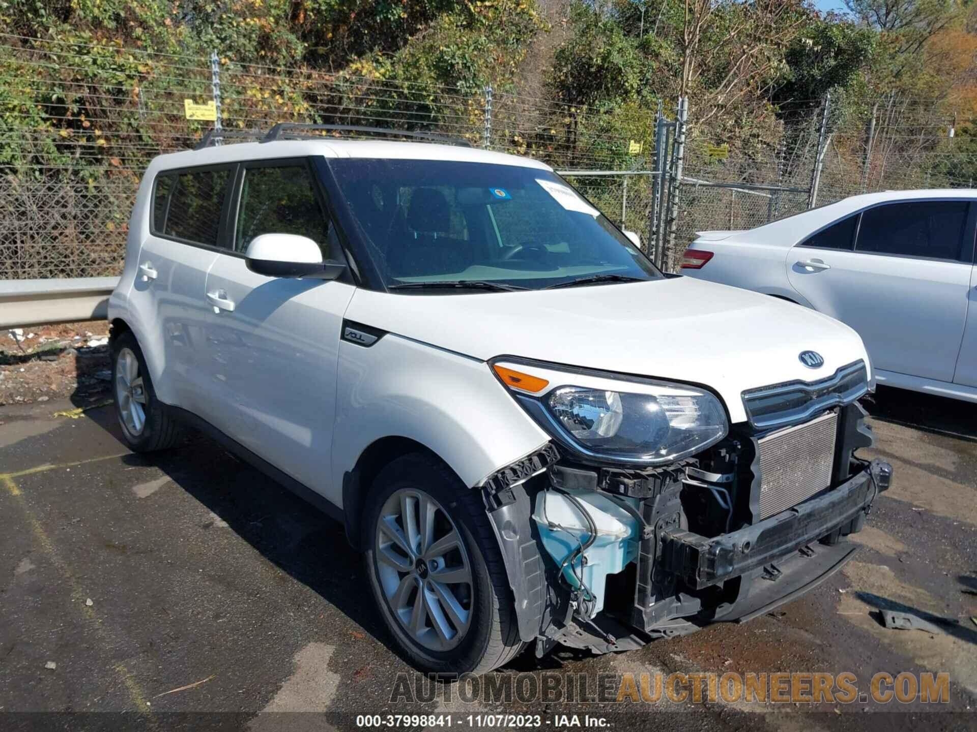 KNDJP3A5XJ7583309 KIA SOUL 2018