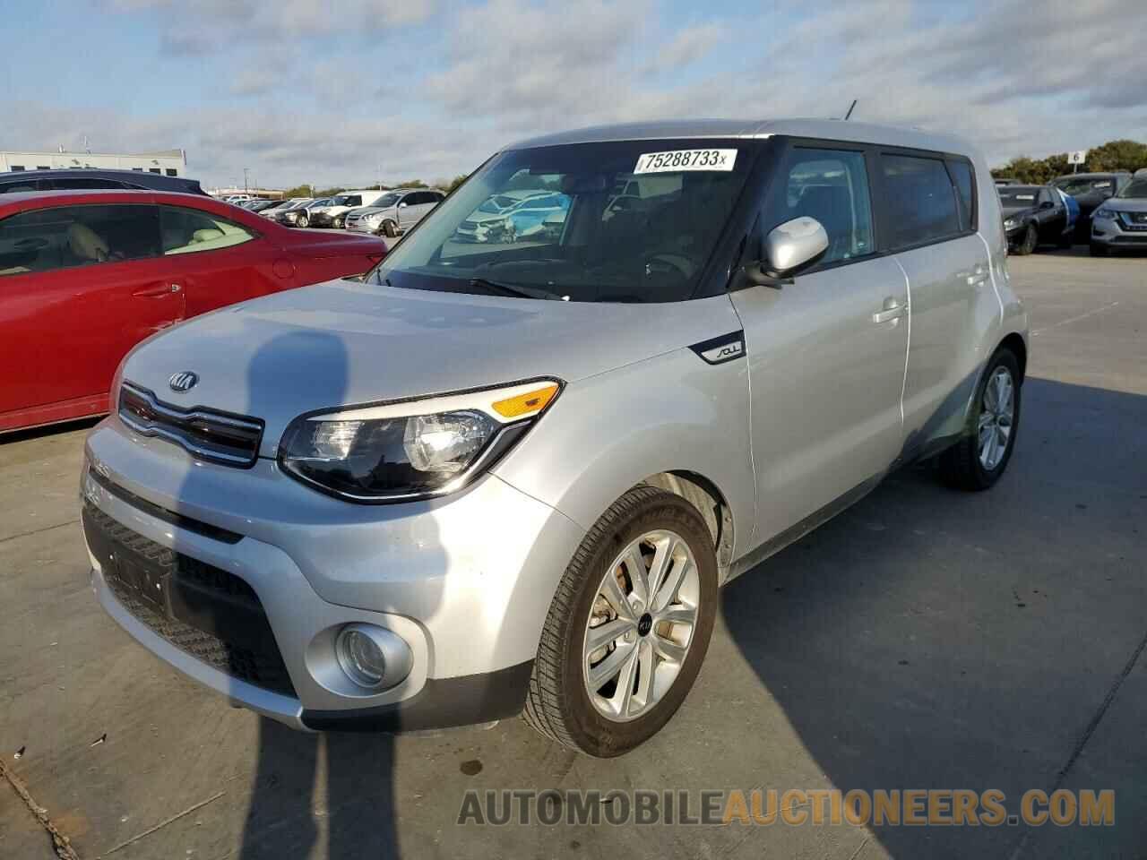 KNDJP3A5XJ7587506 KIA SOUL 2018