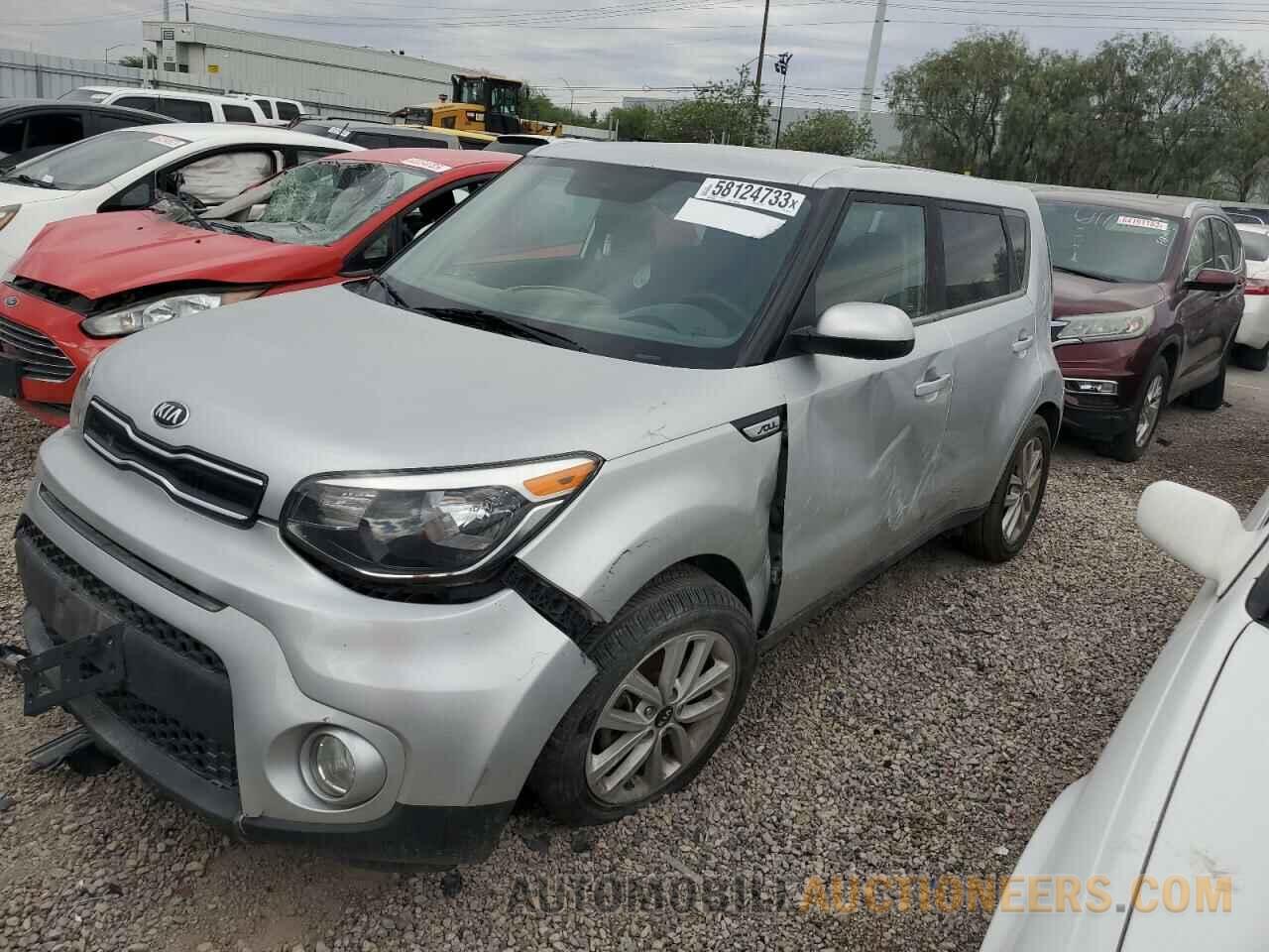 KNDJP3A5XJ7601095 KIA SOUL 2018