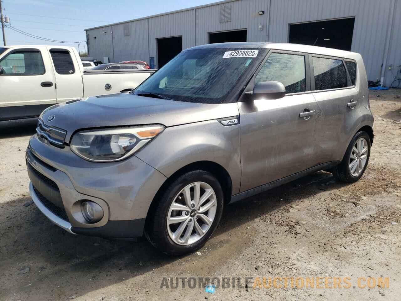 KNDJP3A5XJ7610721 KIA SOUL 2018