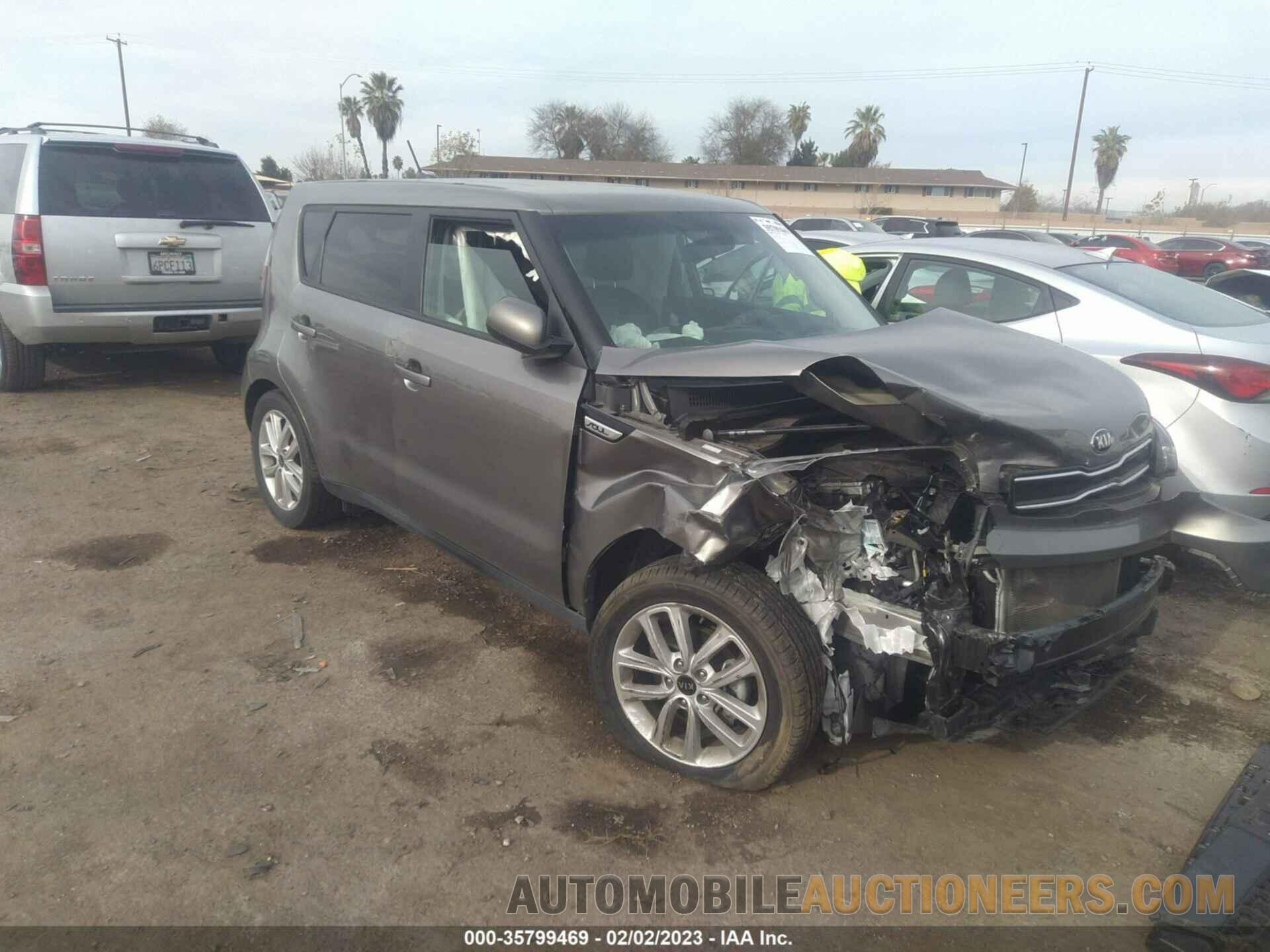 KNDJP3A5XJ7619404 KIA SOUL 2018