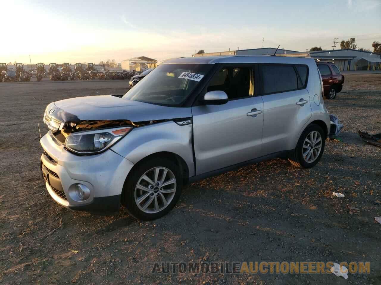 KNDJP3A5XJ7623372 KIA SOUL 2018