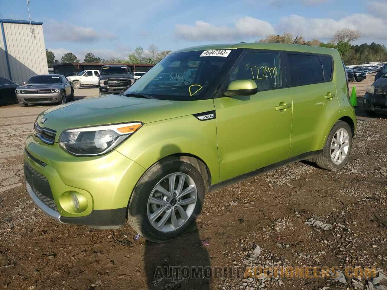 KNDJP3A5XJ7904877 KIA SOUL 2018