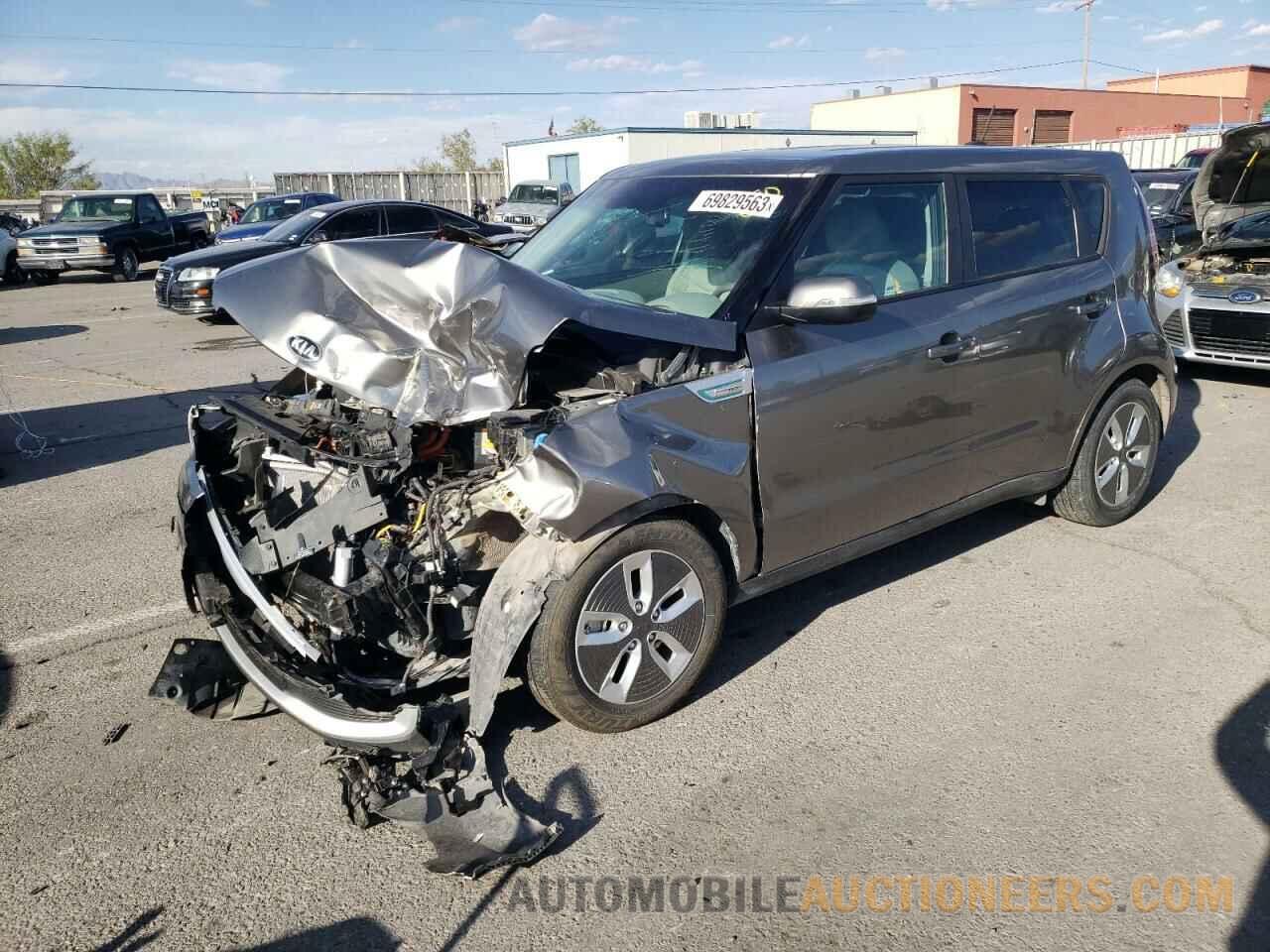 KNDJP3AE2J7032209 KIA SOUL 2018