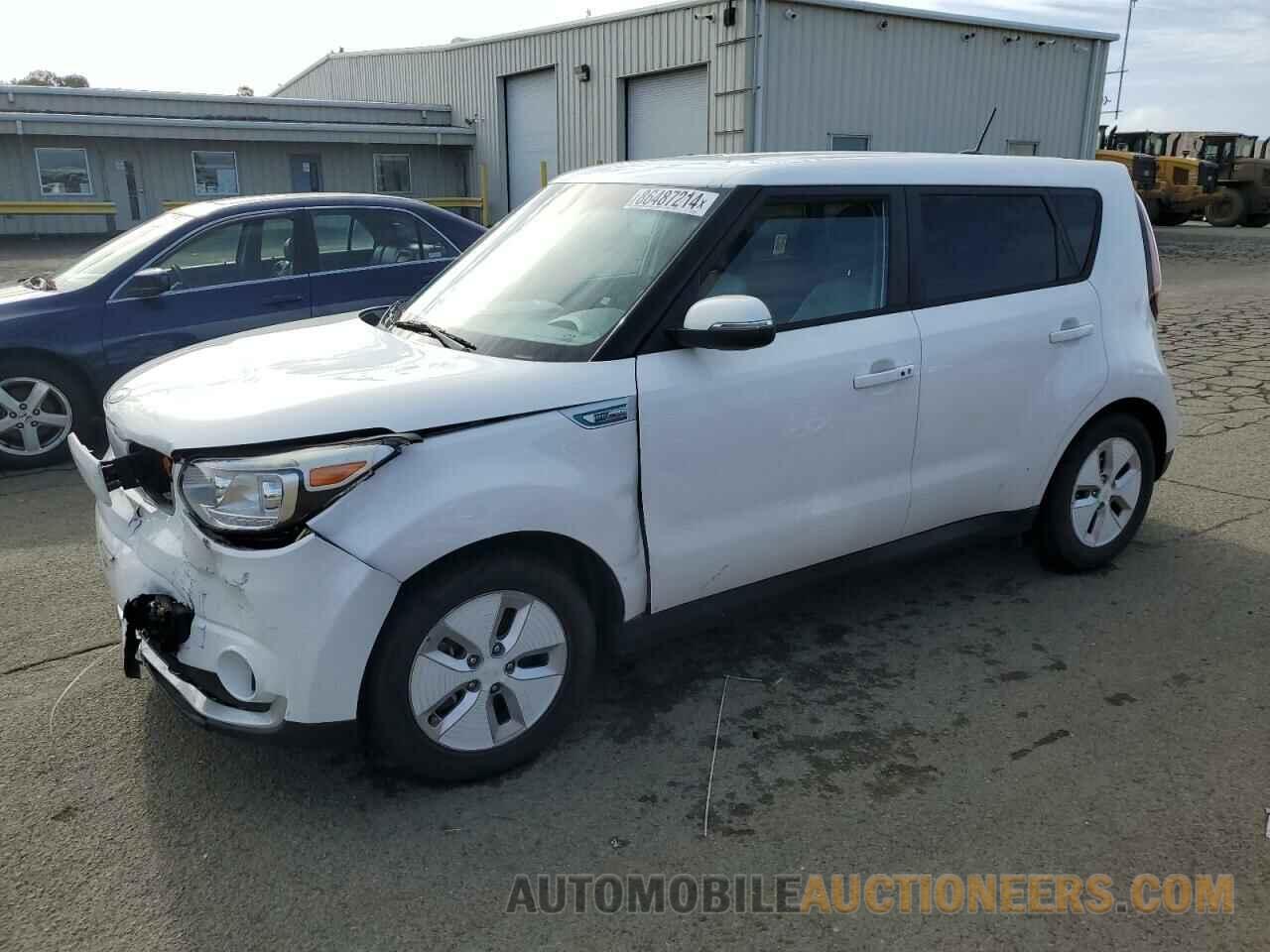 KNDJP3AE4F7002300 KIA SOUL 2015