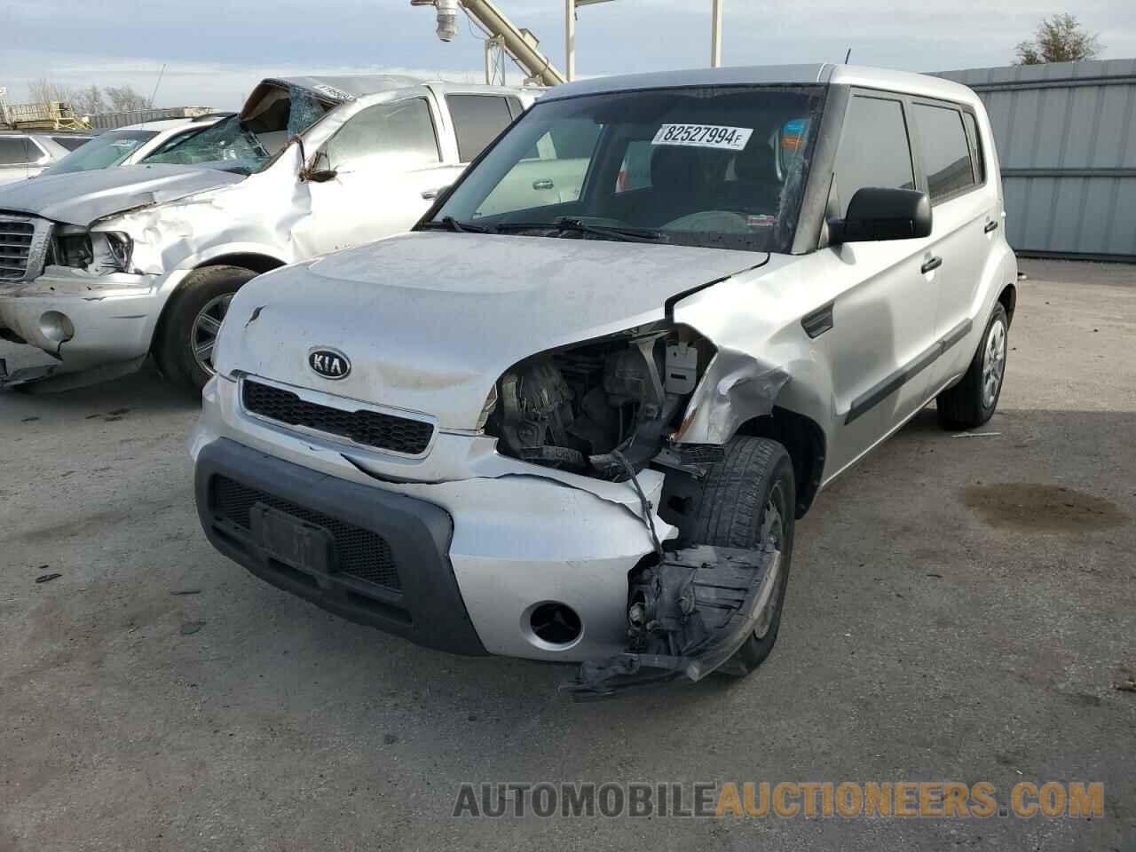 KNDJT2A15B7265747 KIA SOUL 2011