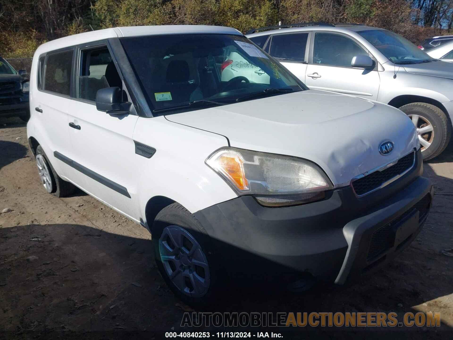 KNDJT2A15B7302859 KIA SOUL 2011