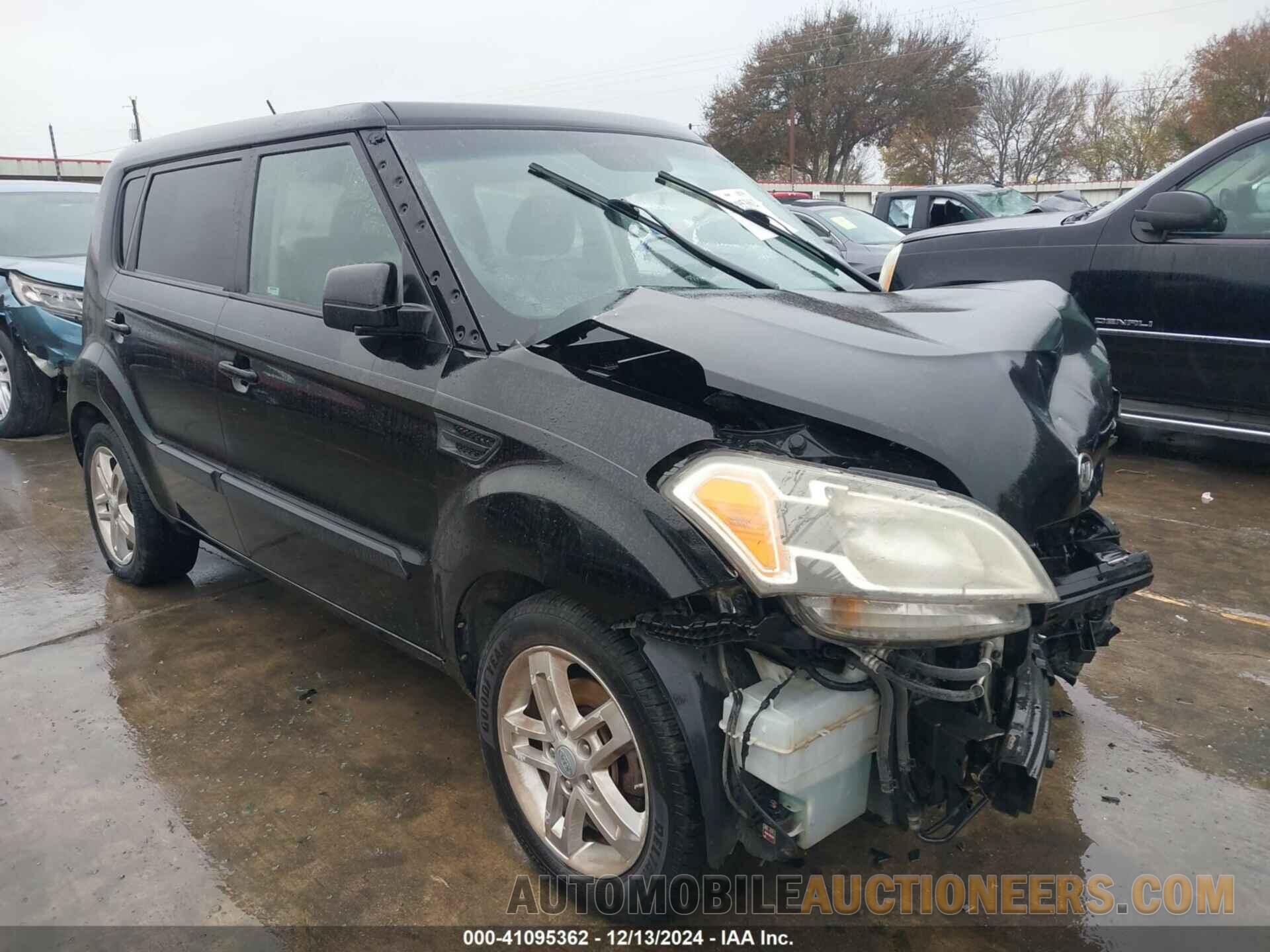 KNDJT2A20B7218988 KIA SOUL 2011