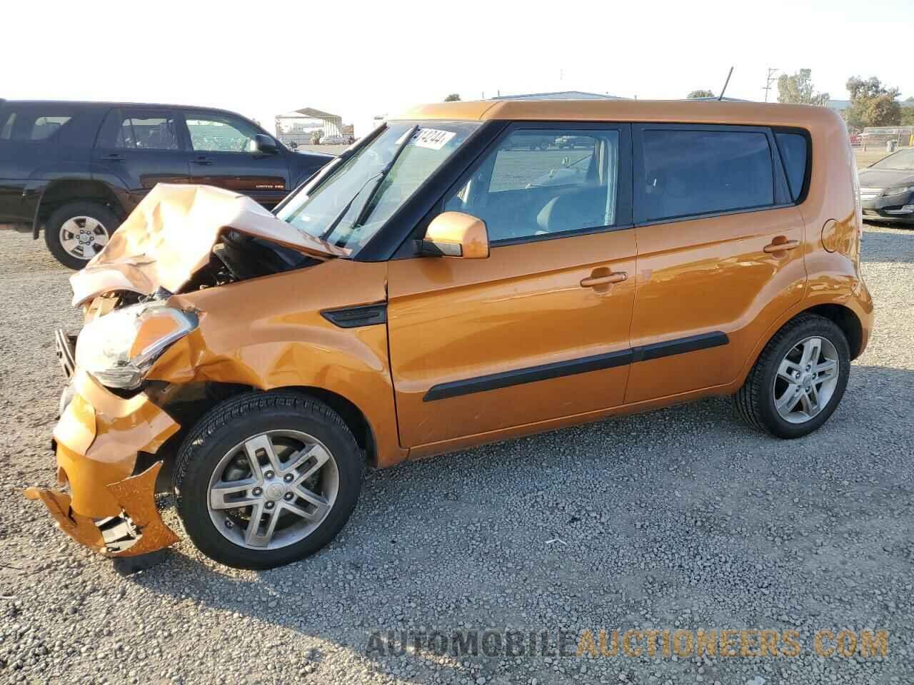 KNDJT2A20B7236441 KIA SOUL 2011