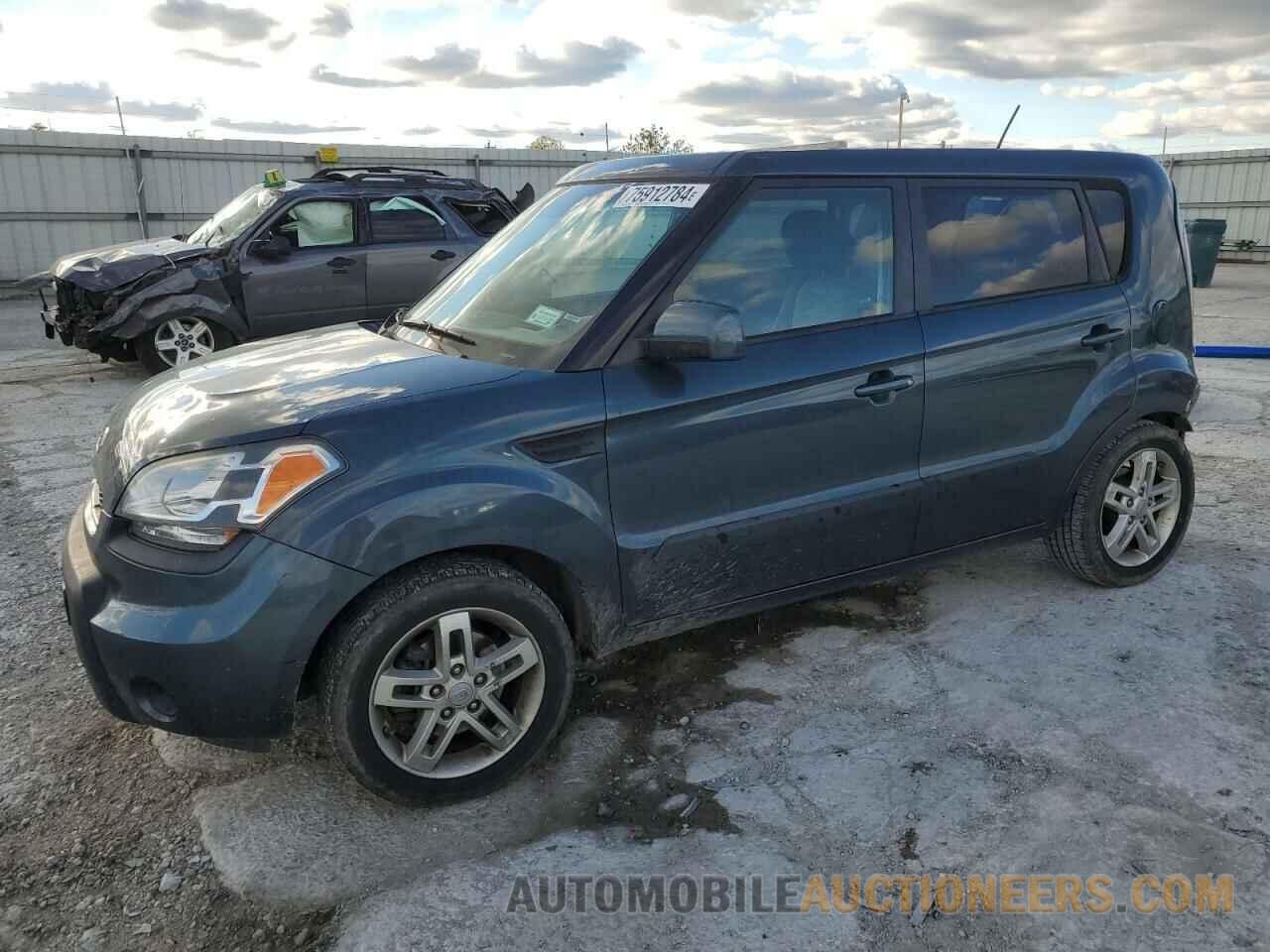 KNDJT2A20B7242630 KIA SOUL 2011