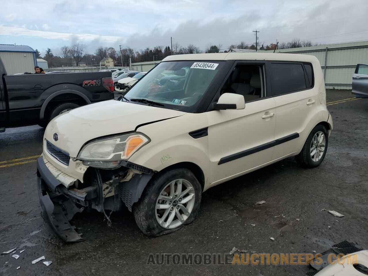 KNDJT2A20B7718326 KIA SOUL 2011