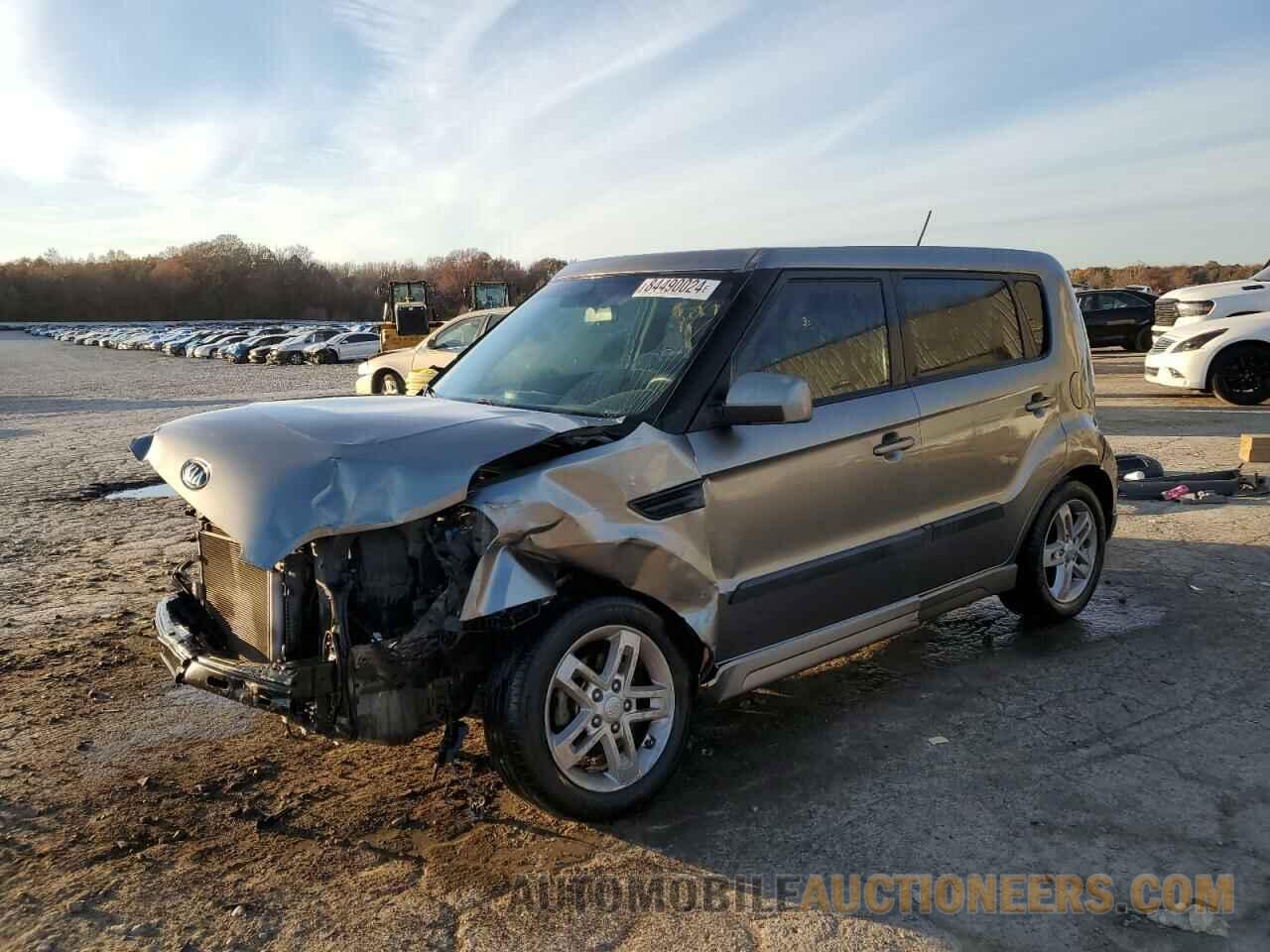 KNDJT2A22B7198758 KIA SOUL 2011