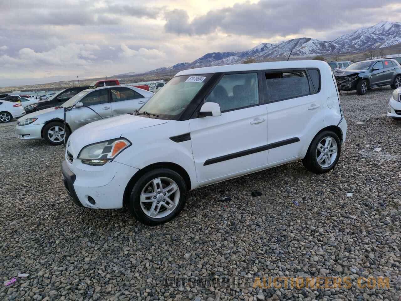 KNDJT2A22B7332328 KIA SOUL 2011