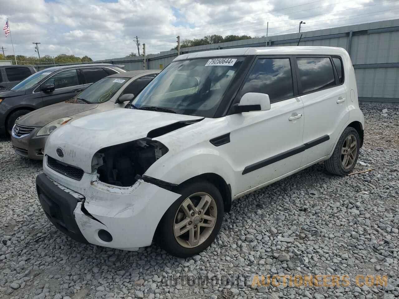 KNDJT2A22B7343765 KIA SOUL 2011