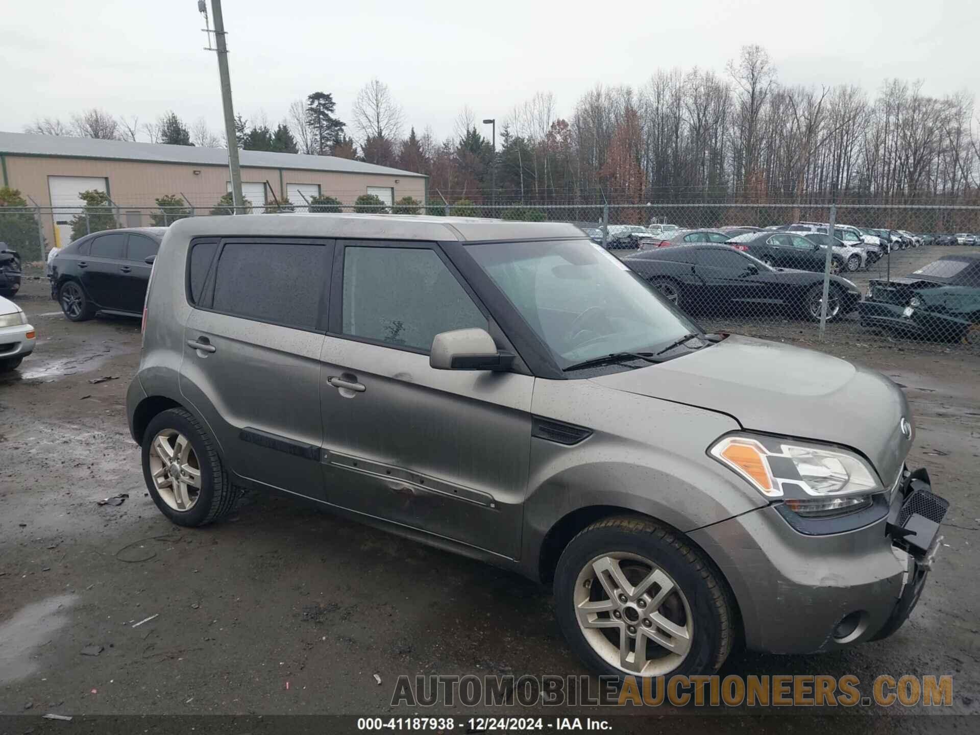 KNDJT2A26B7195779 KIA SOUL 2011