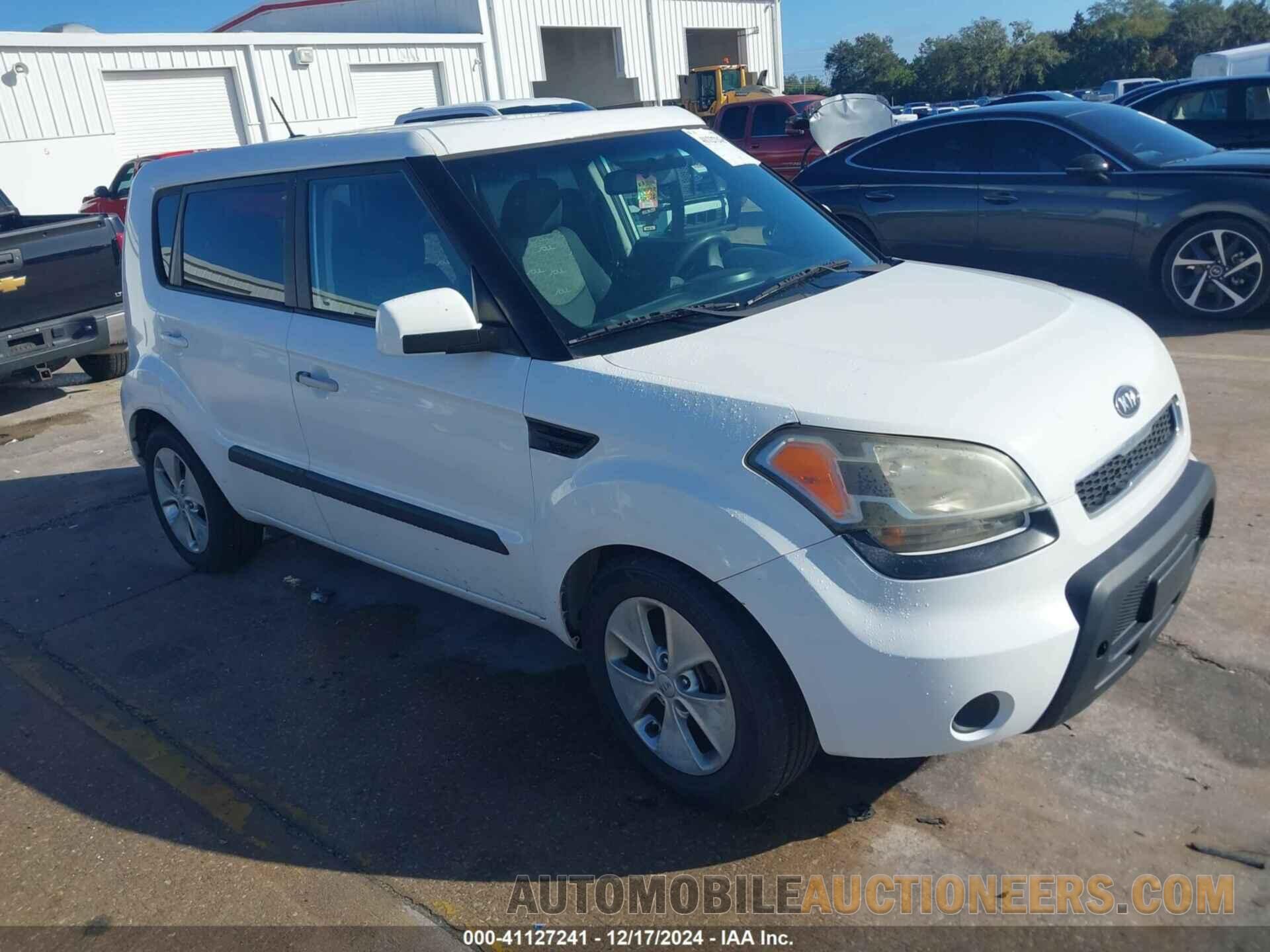 KNDJT2A27B7706089 KIA SOUL 2011