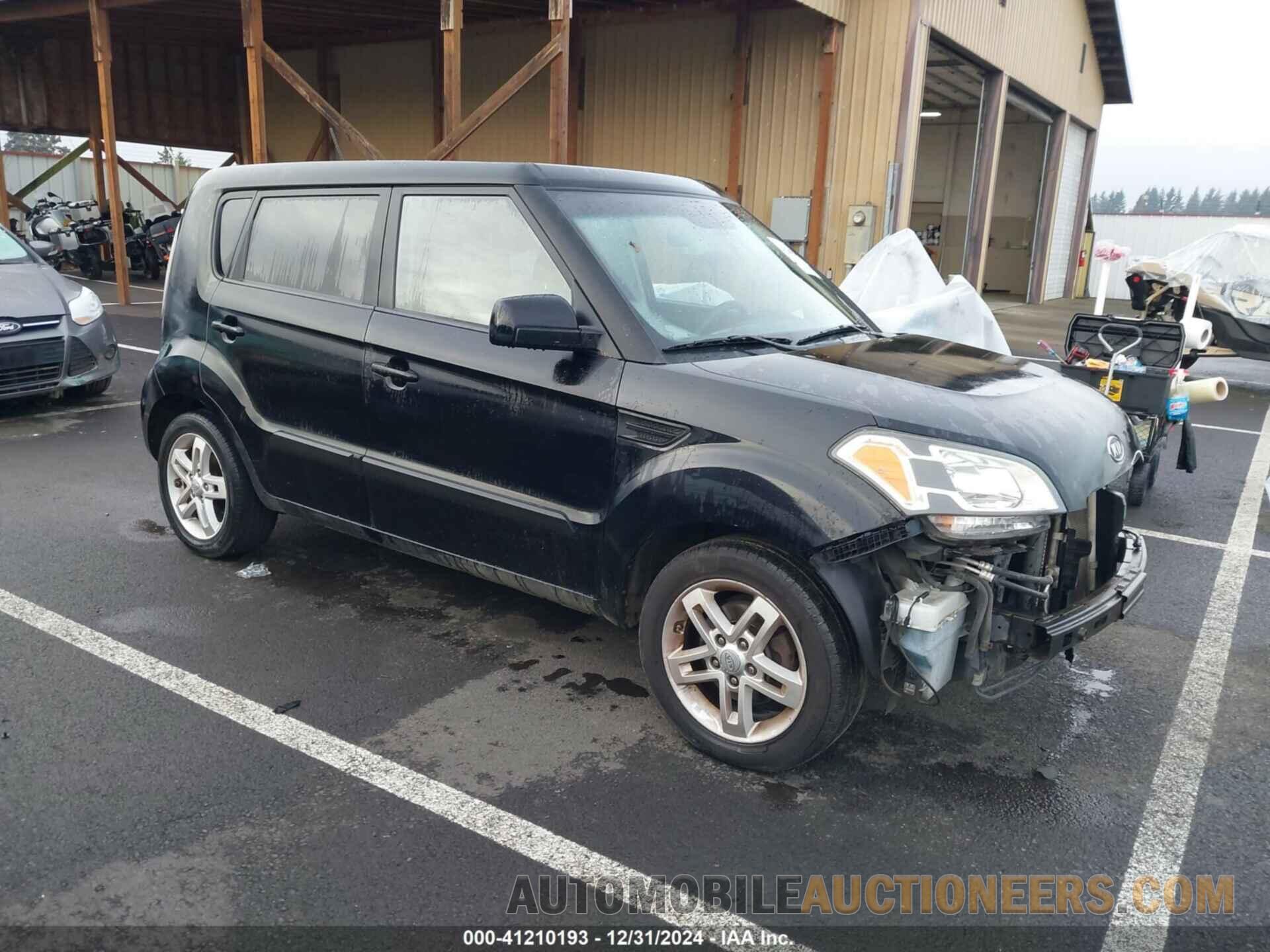 KNDJT2A28B7318563 KIA SOUL 2011