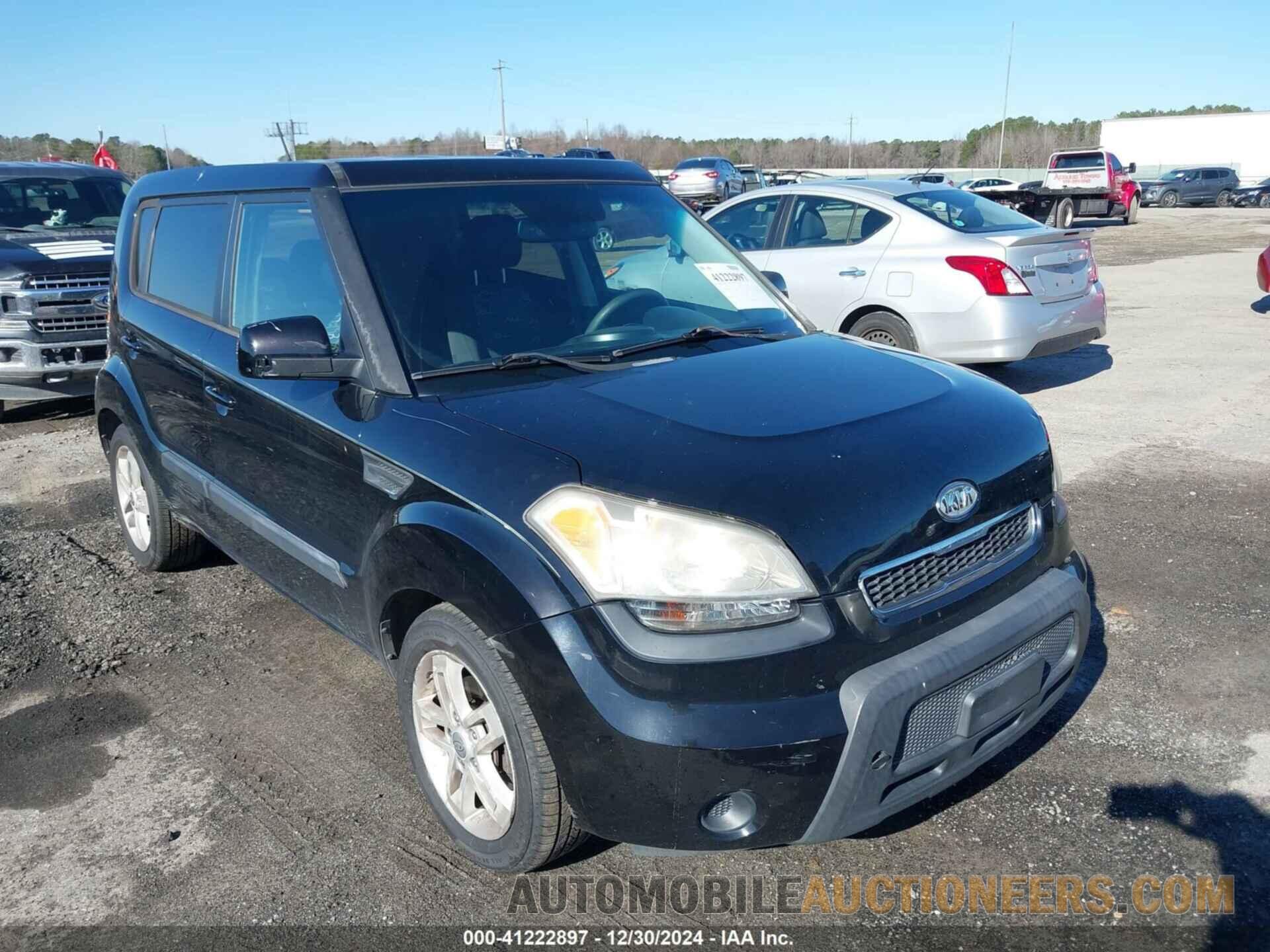 KNDJT2A2XB7234325 KIA SOUL 2011