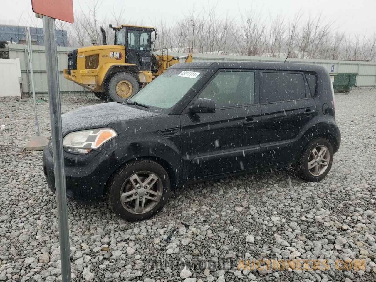 KNDJT2A2XB7237354 KIA SOUL 2011