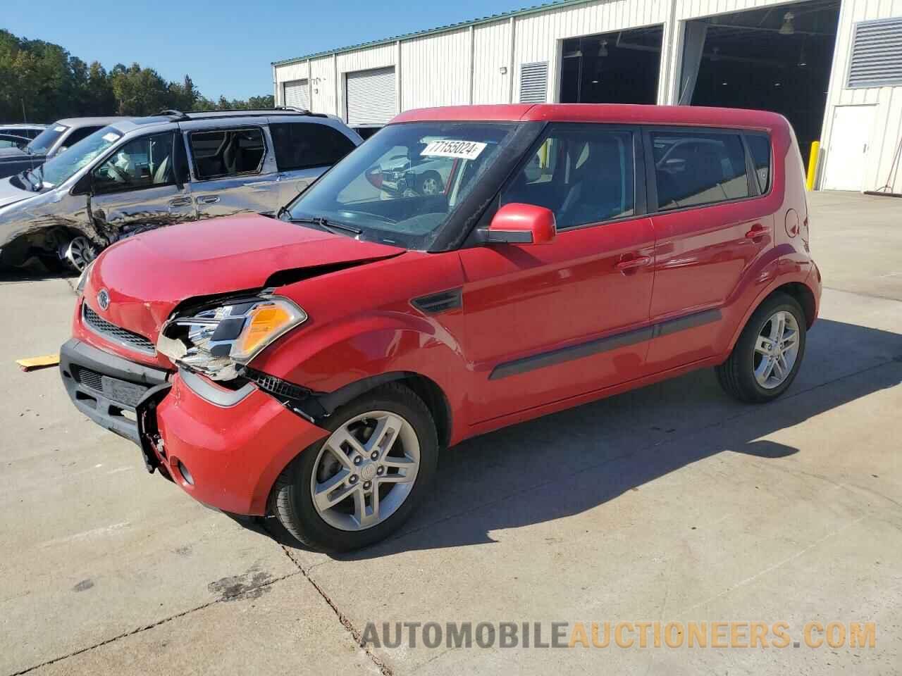 KNDJT2A2XB7305927 KIA SOUL 2011